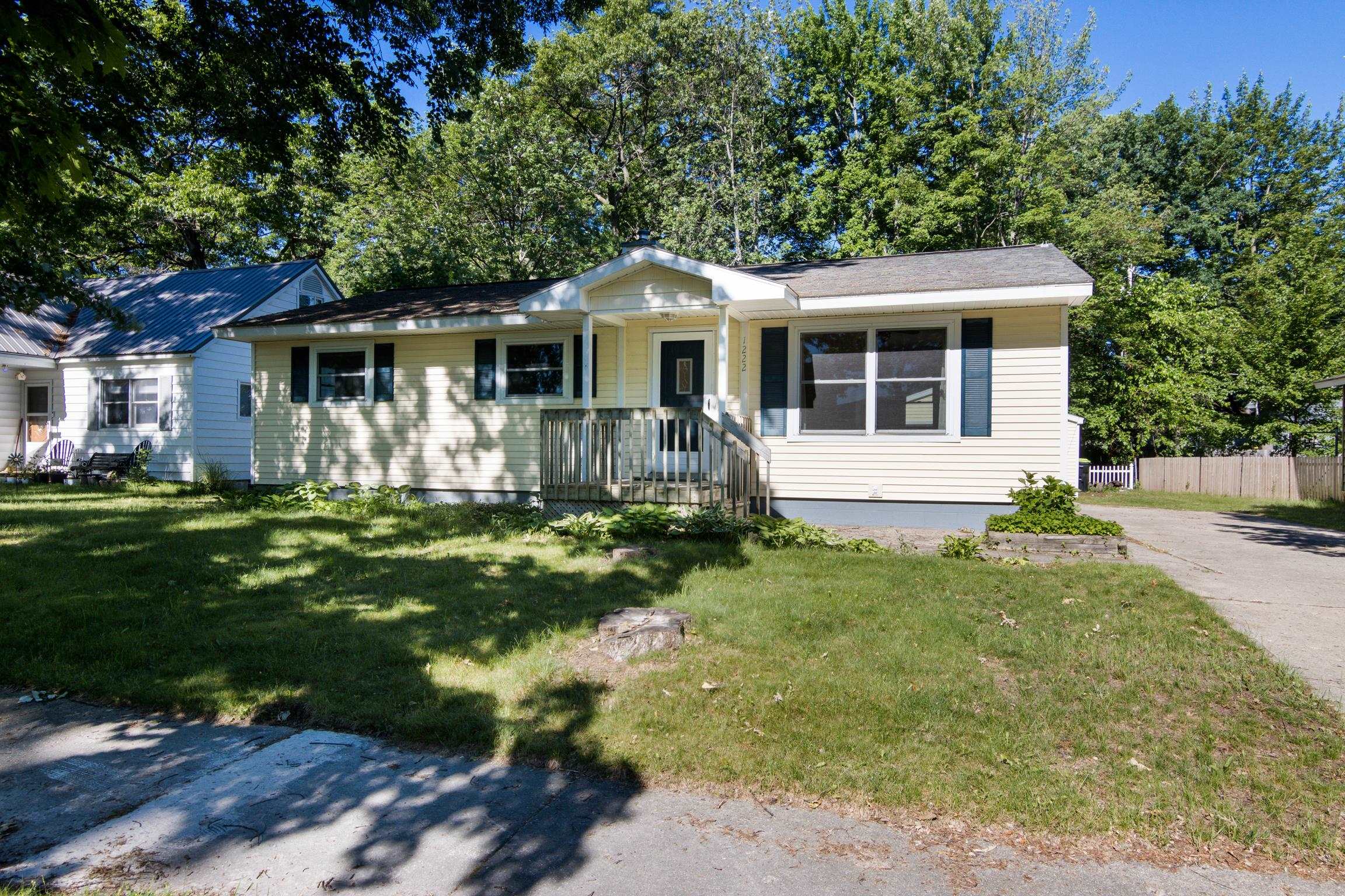 1222 Arbutus Court Lot: 6 — photo