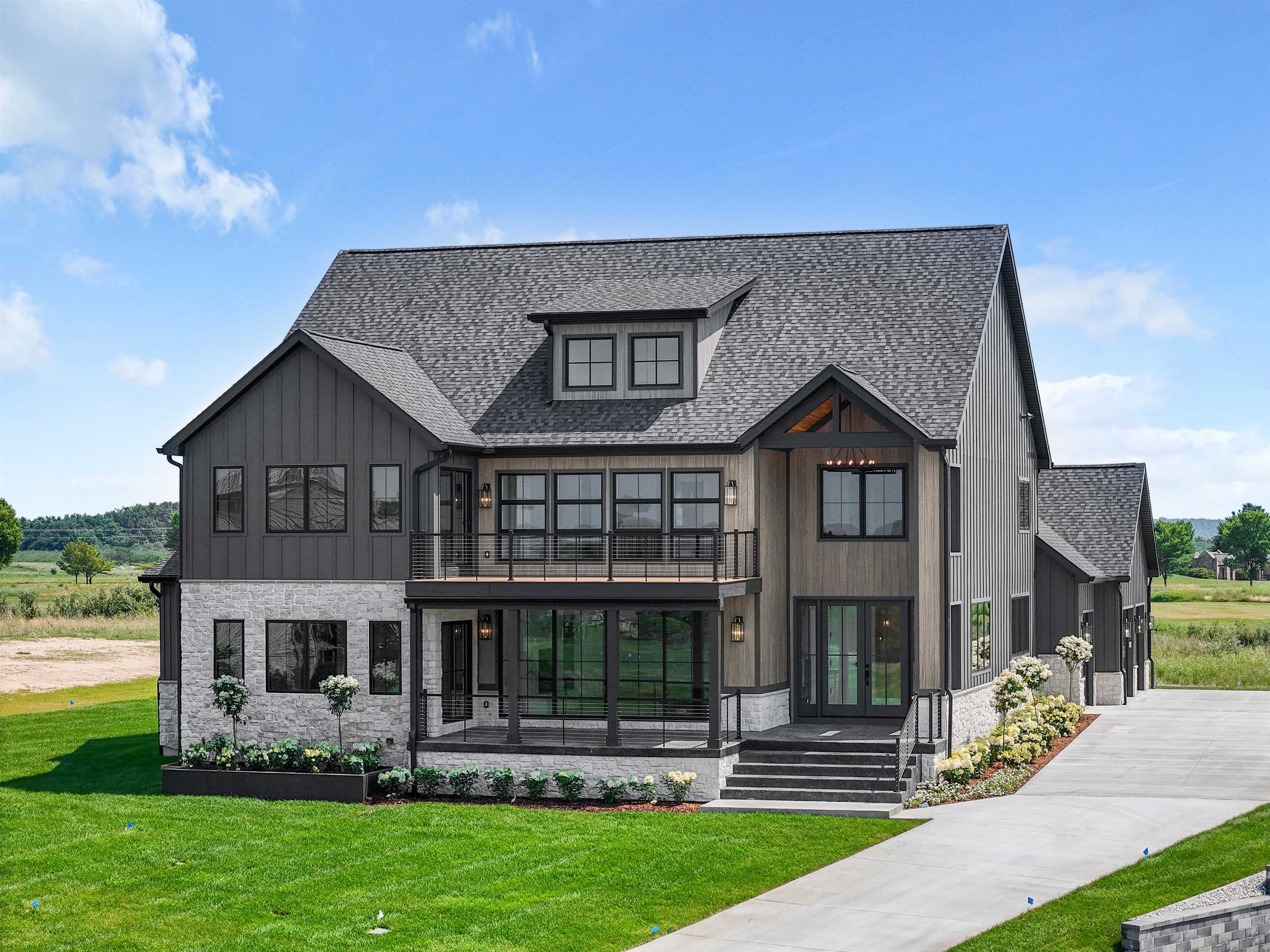 4162 Dornoch Court — photo