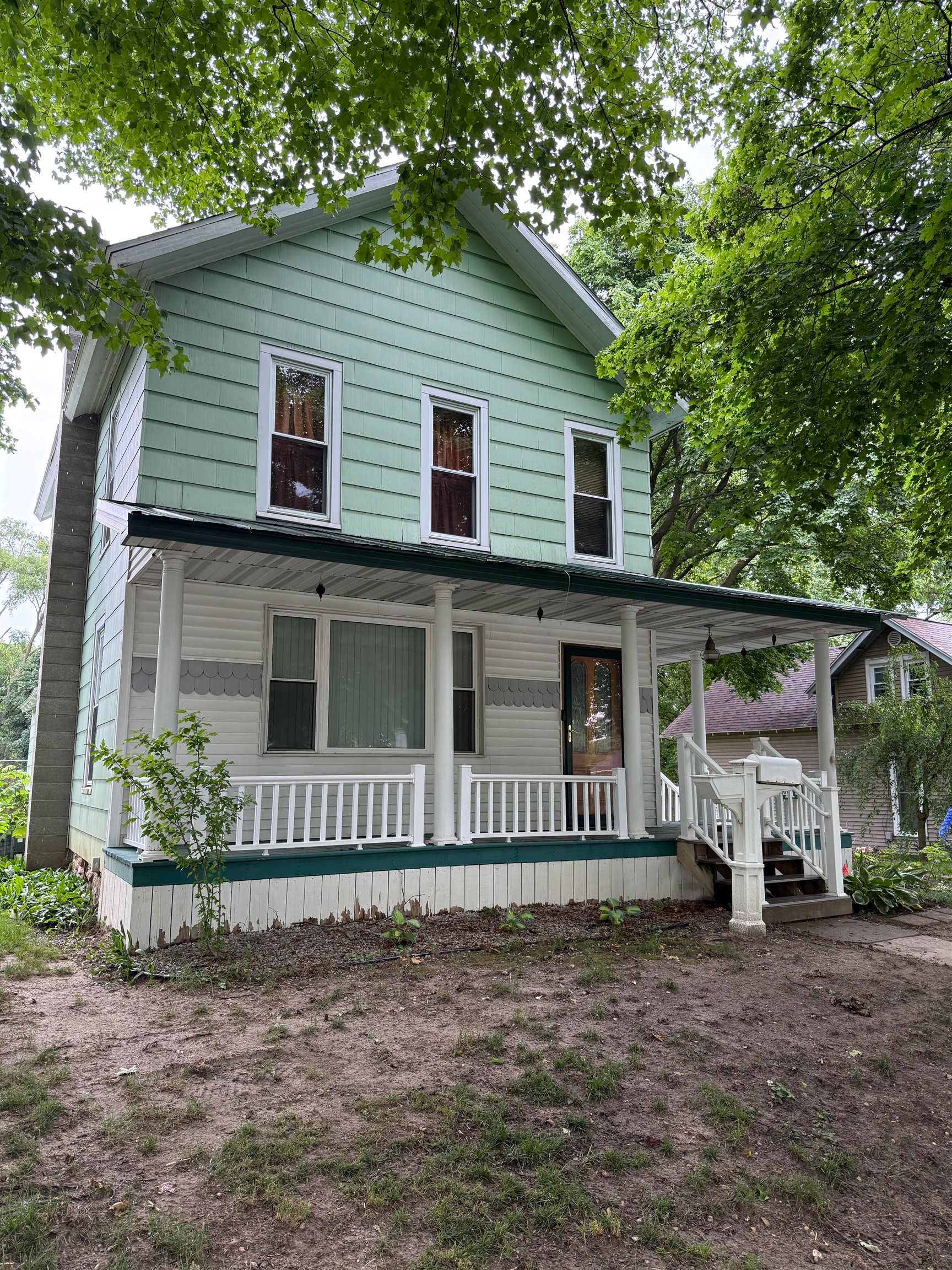 414 N Maple Street — photo