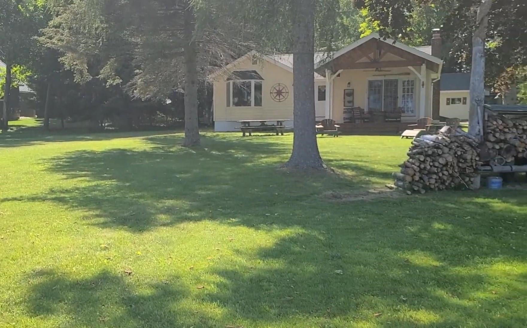 3631 Cedar Lake Road — photo