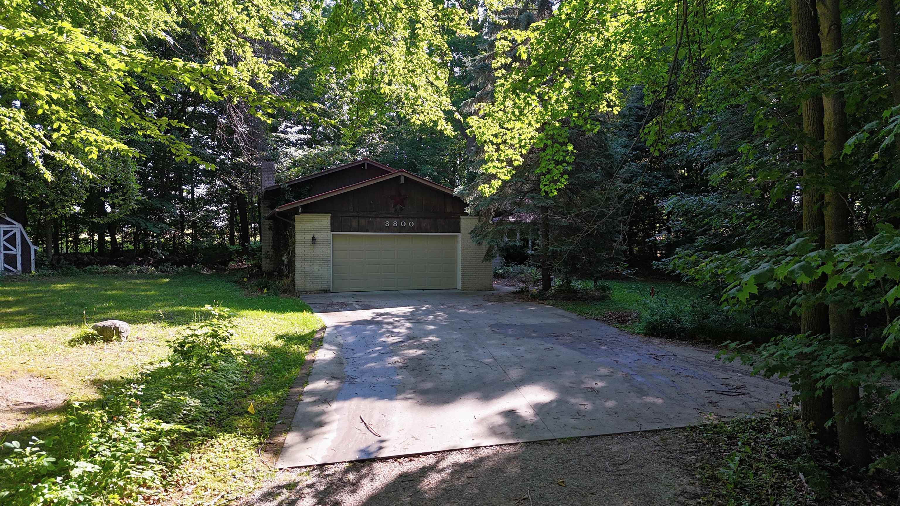 8800 Golfside Court — photo