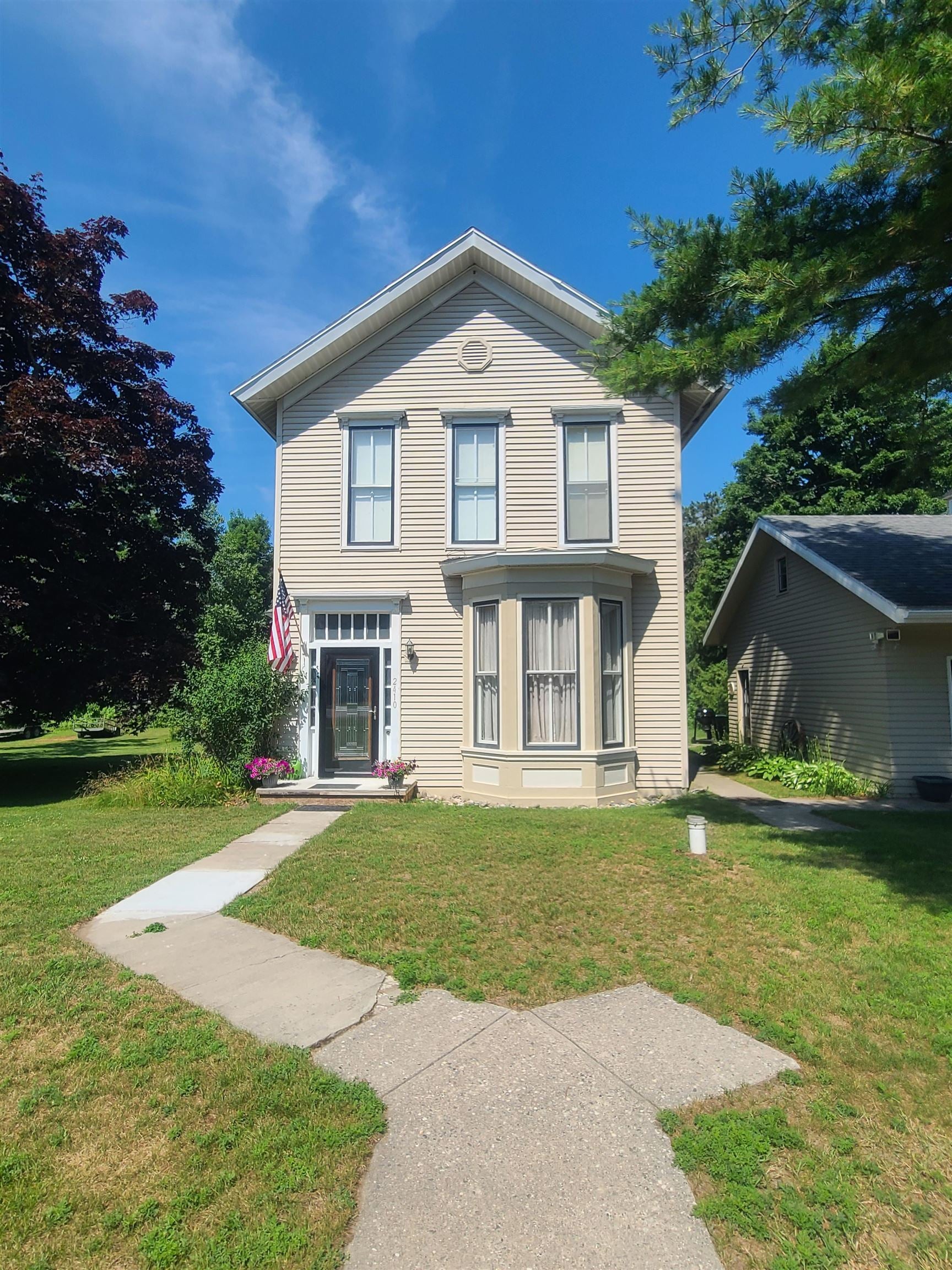 2410 S State Street — photo