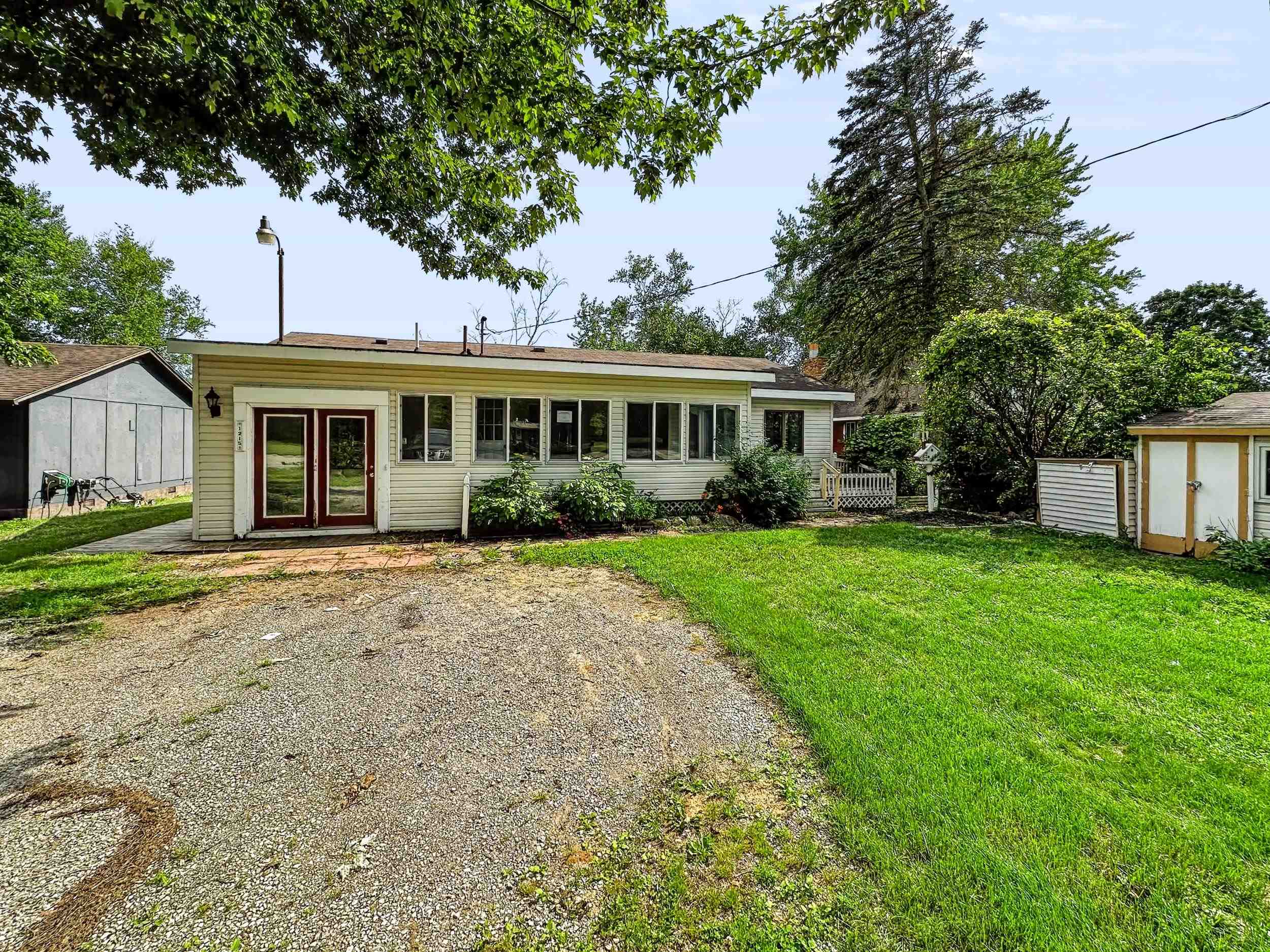 1215 McKimmy Drive — photo