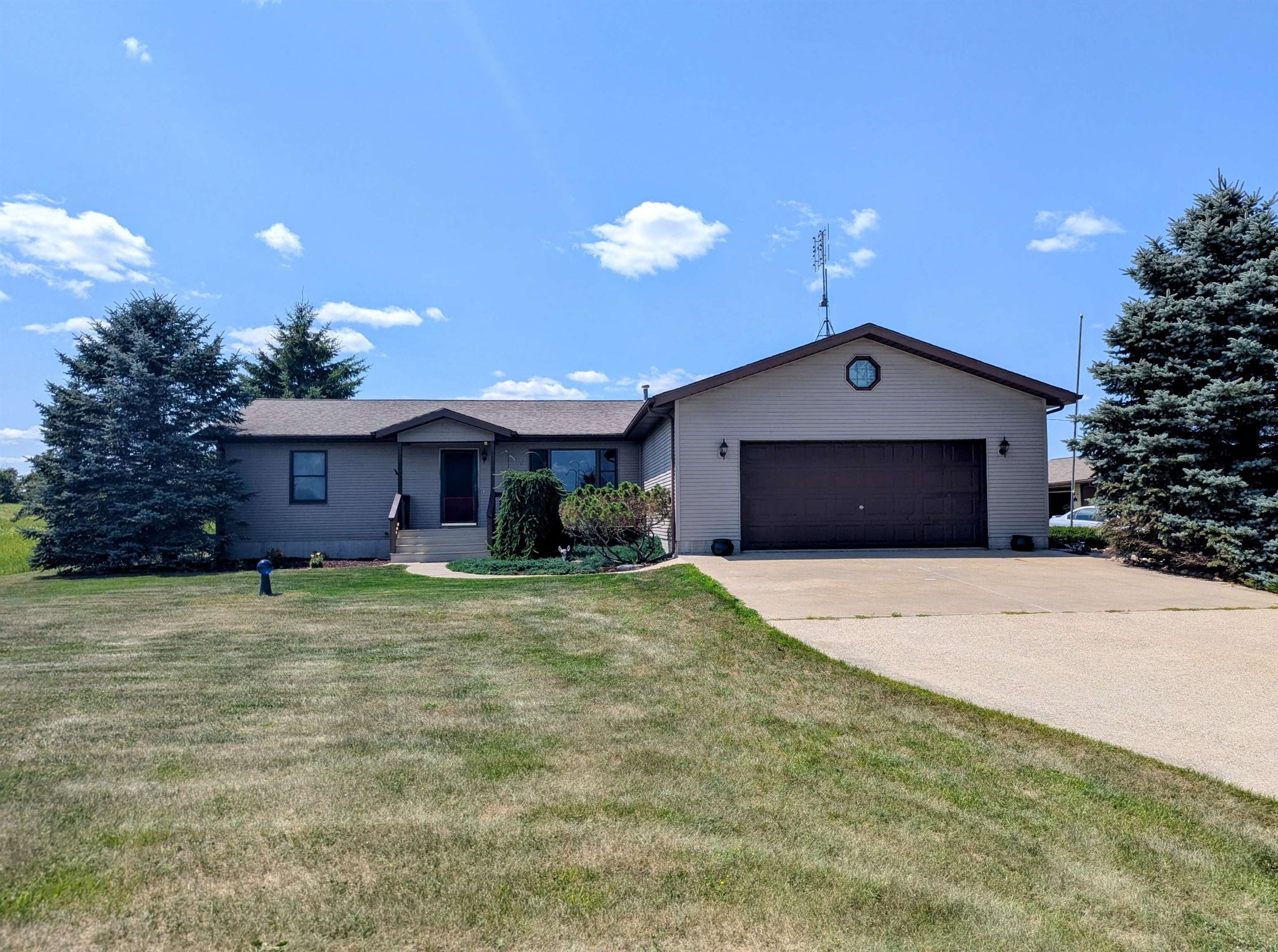 1177 Melita Road — photo