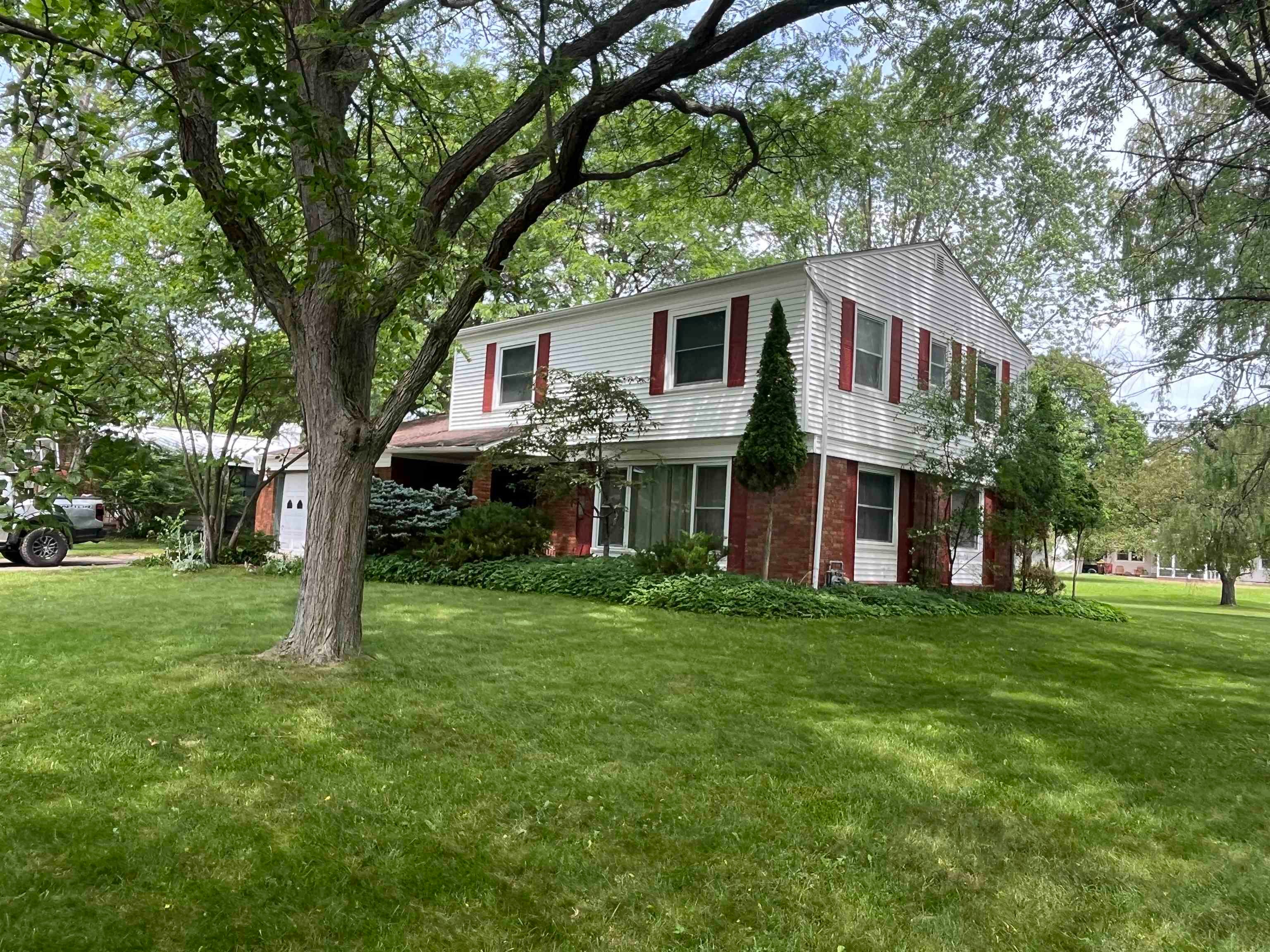 1339 Tomah Drive — photo