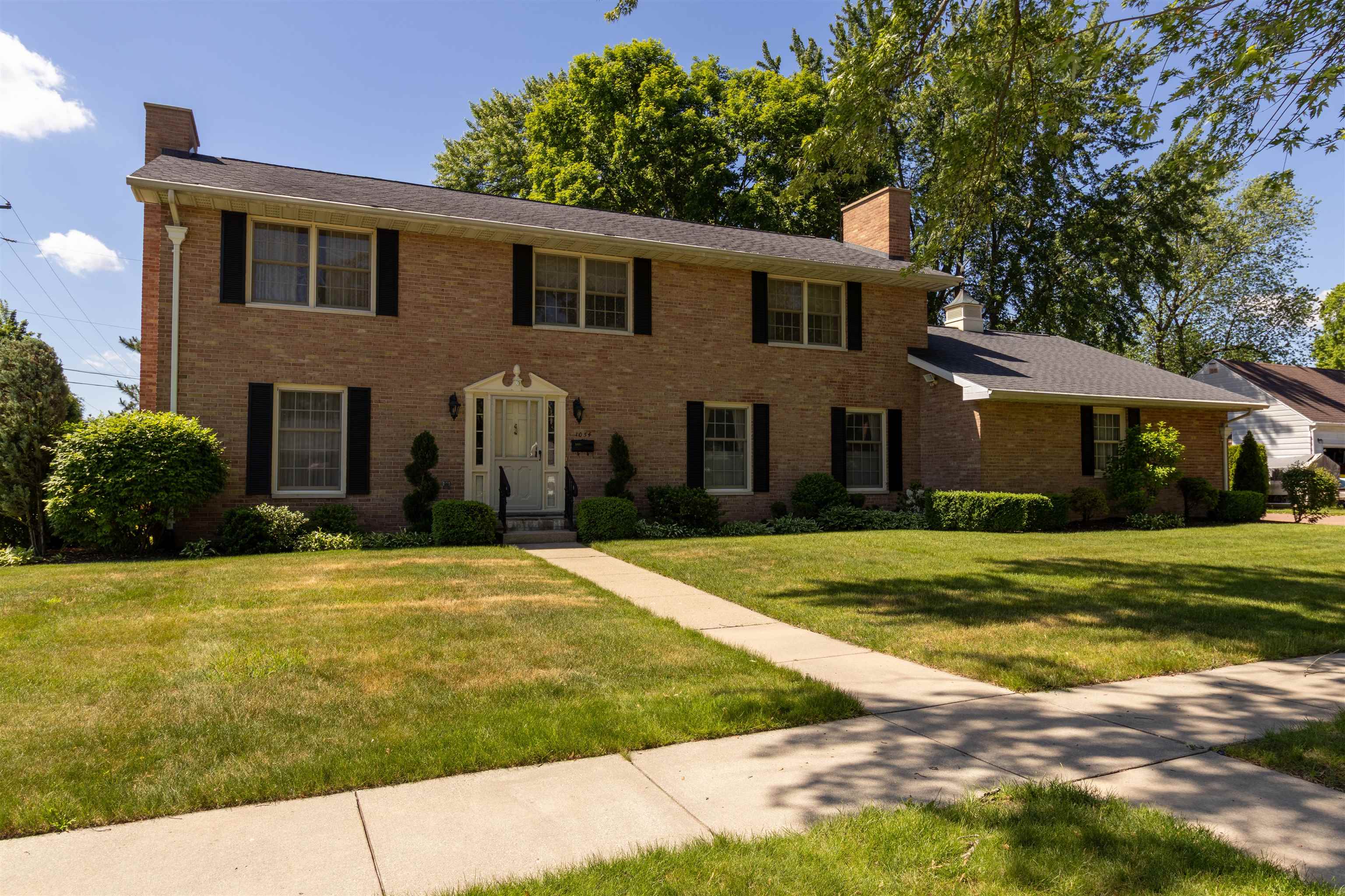 1054 North Drive — photo