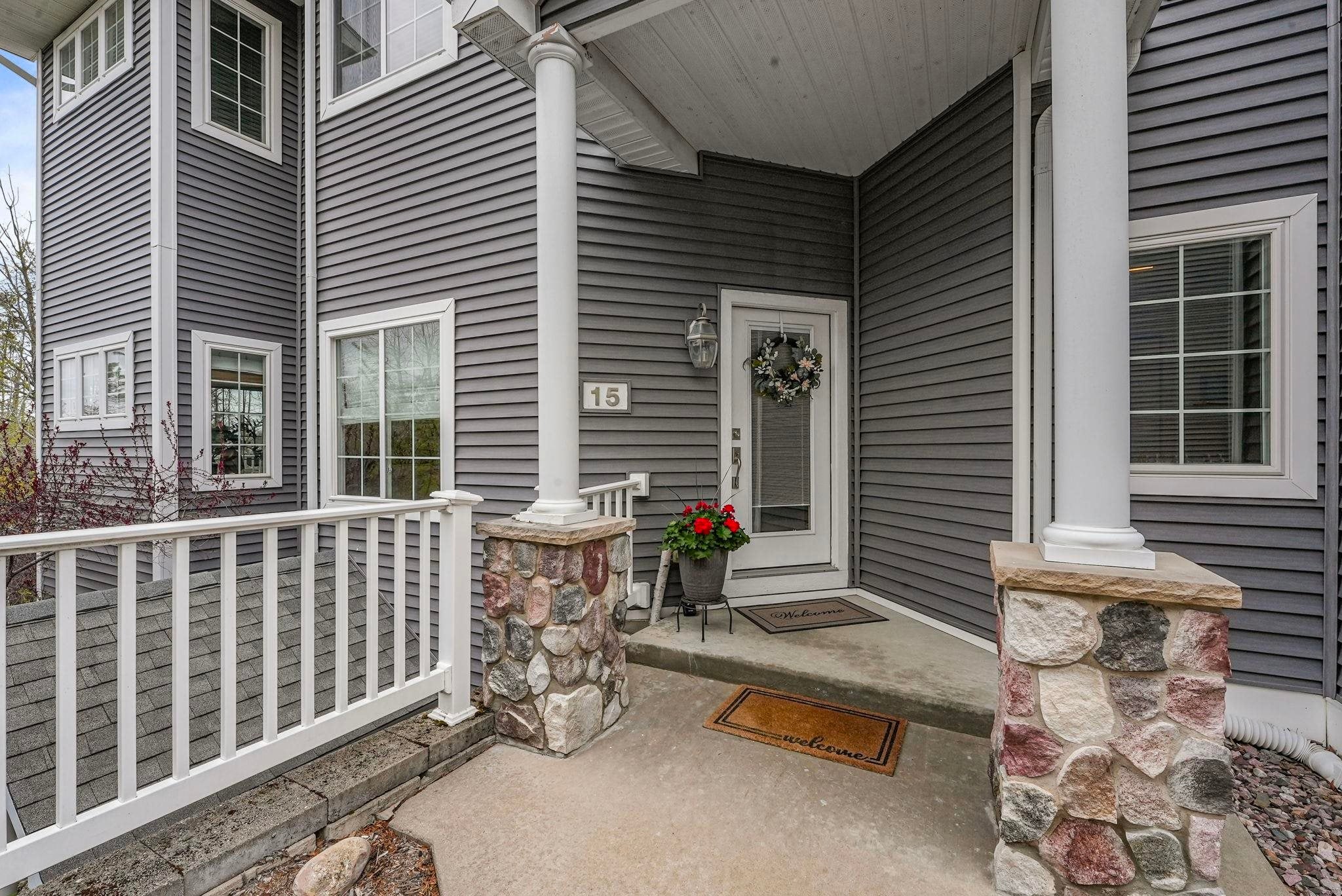 1420 Forest Park Drive — photo