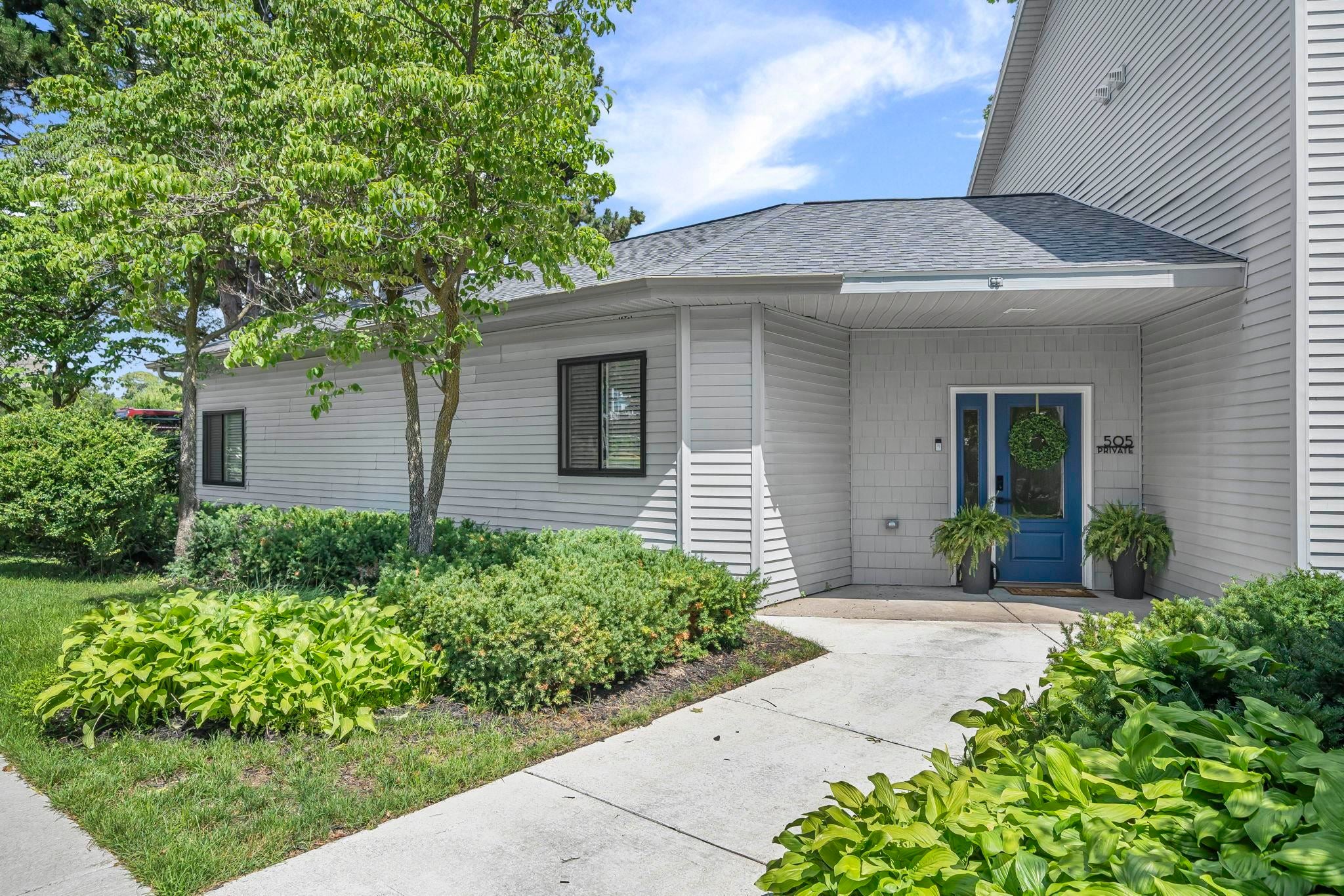 505 Riverine Drive — photo