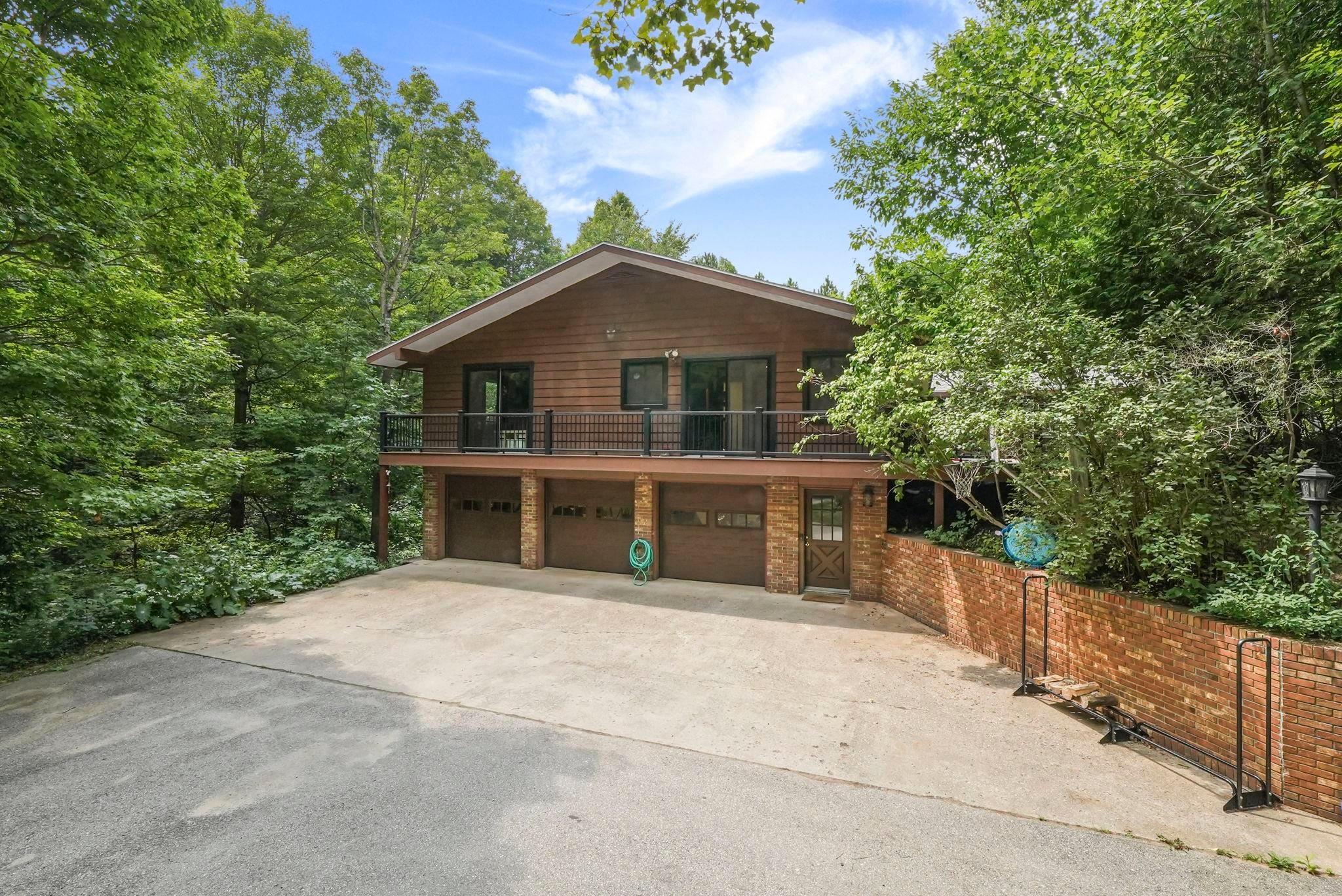5354 Cedar Valley Road — photo