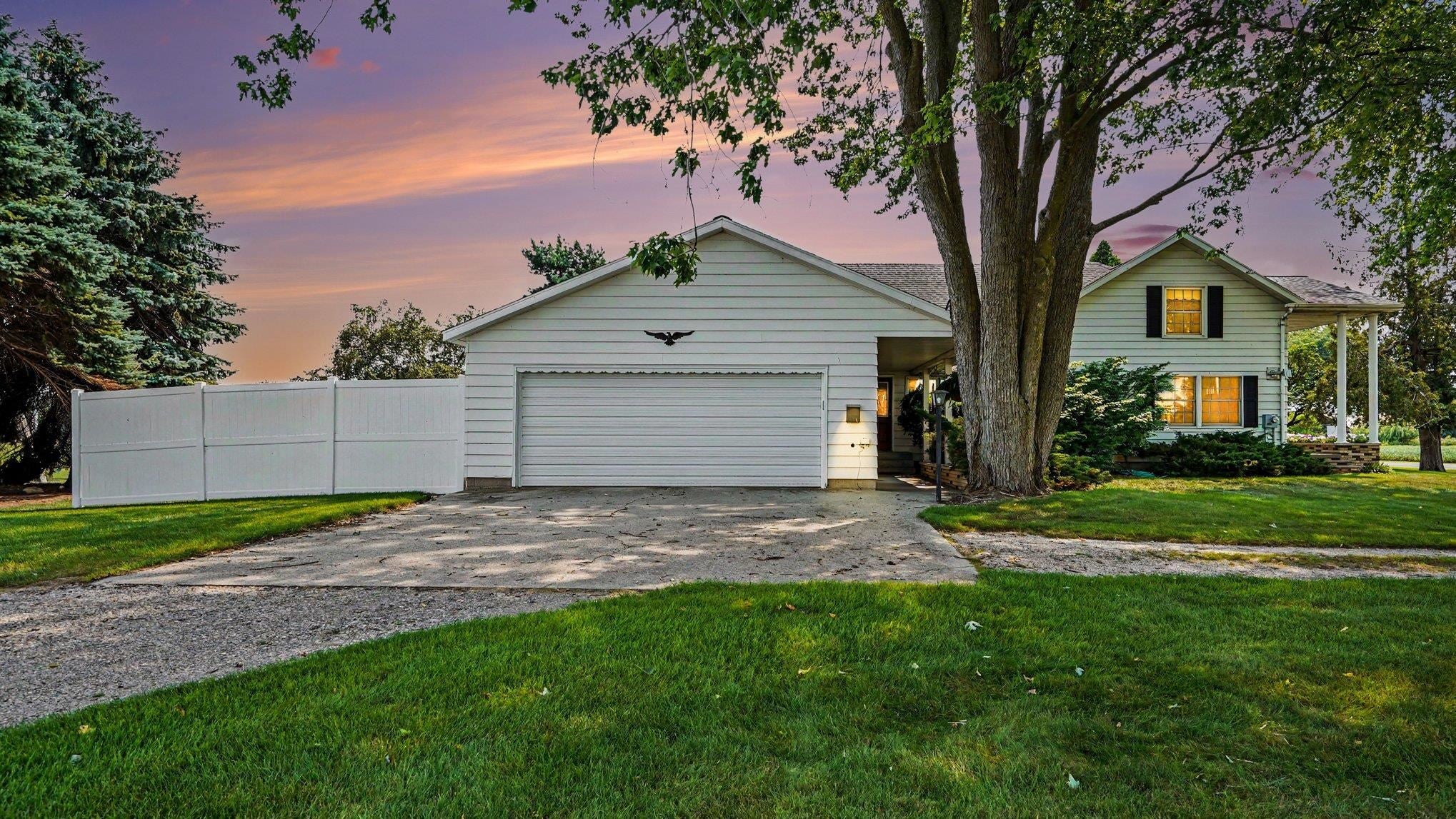 385 S Ely Highway — photo