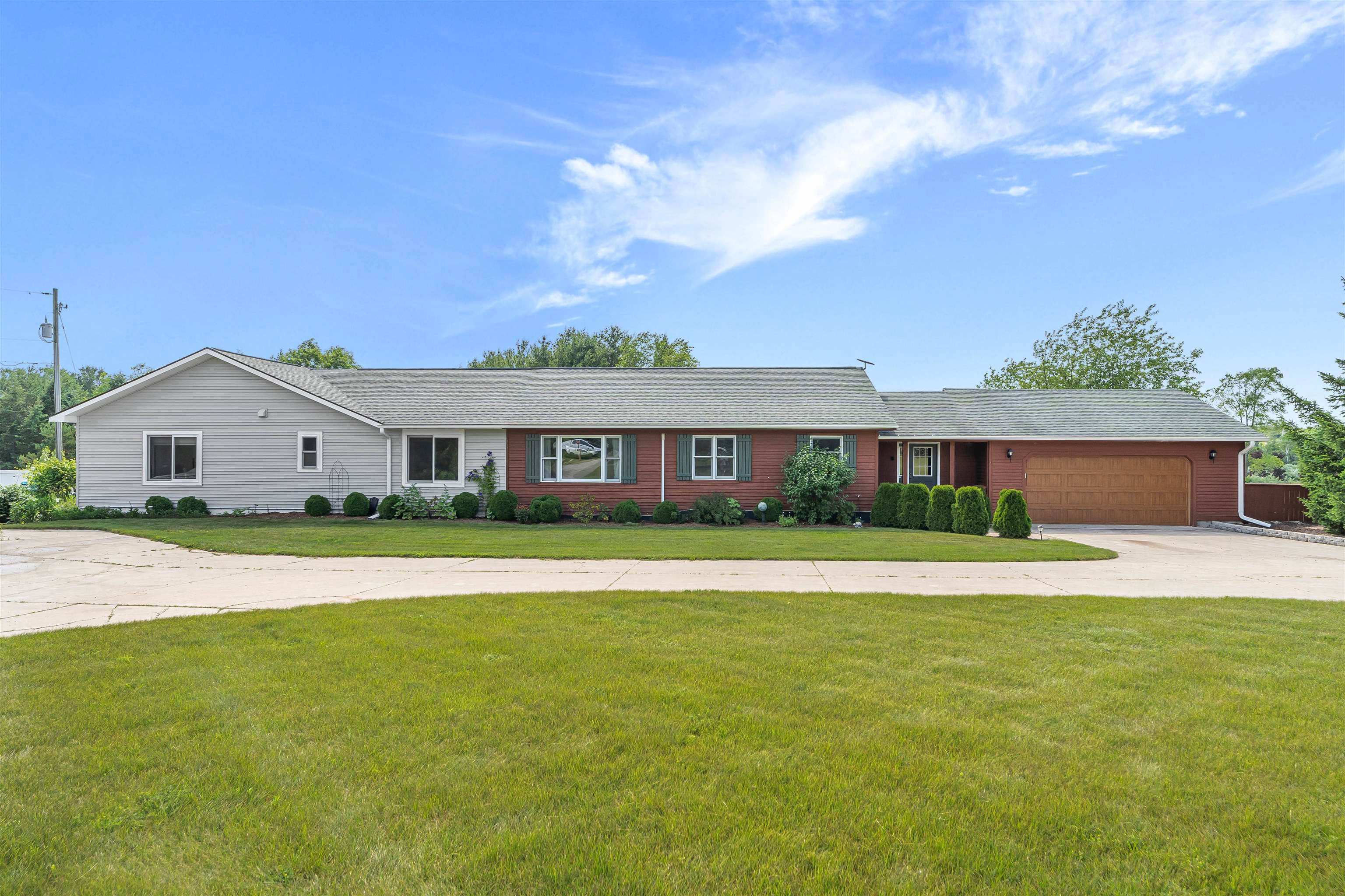 9390 S Lake Leelanau Drive — photo
