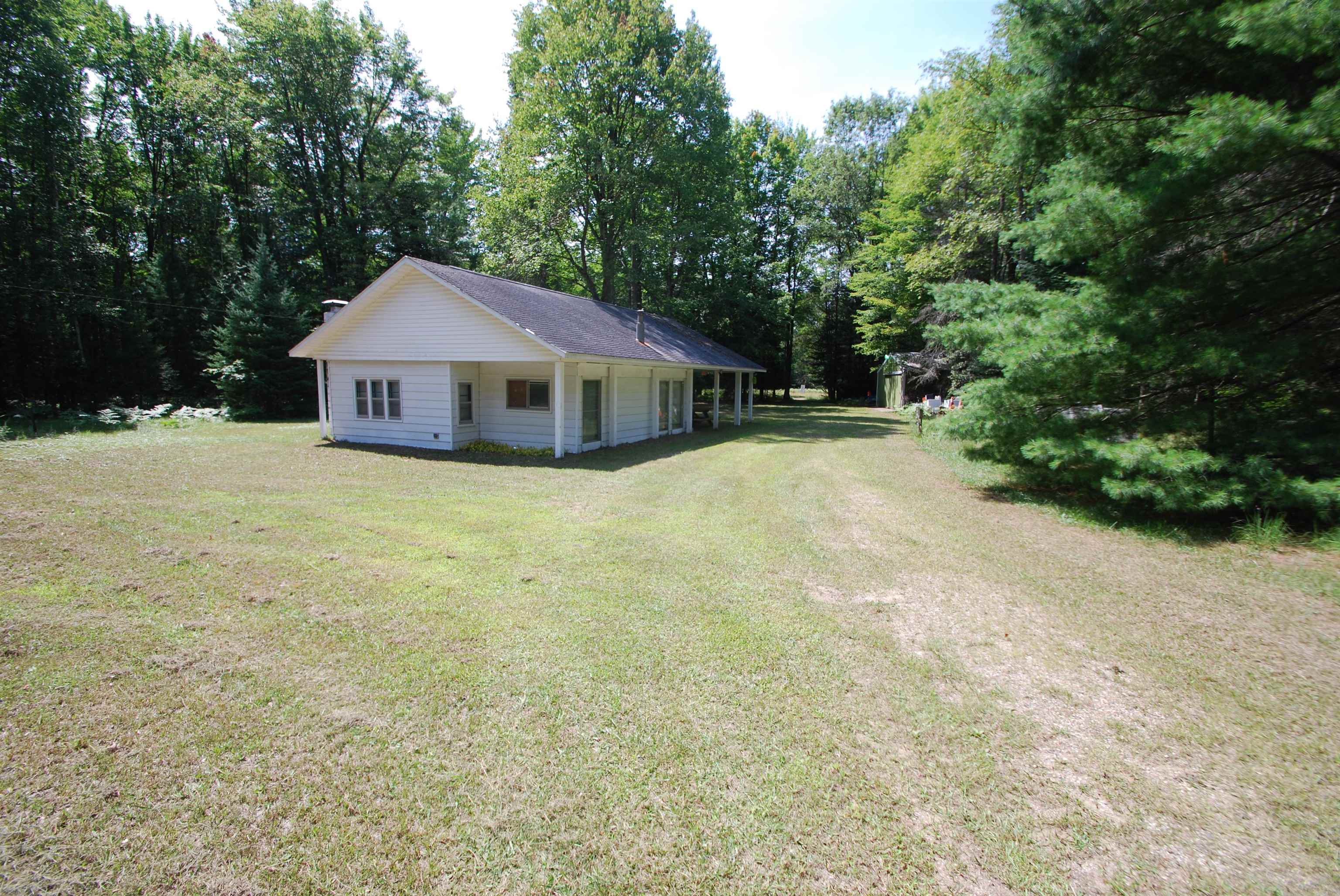 5295 Cedar Lake Road — photo