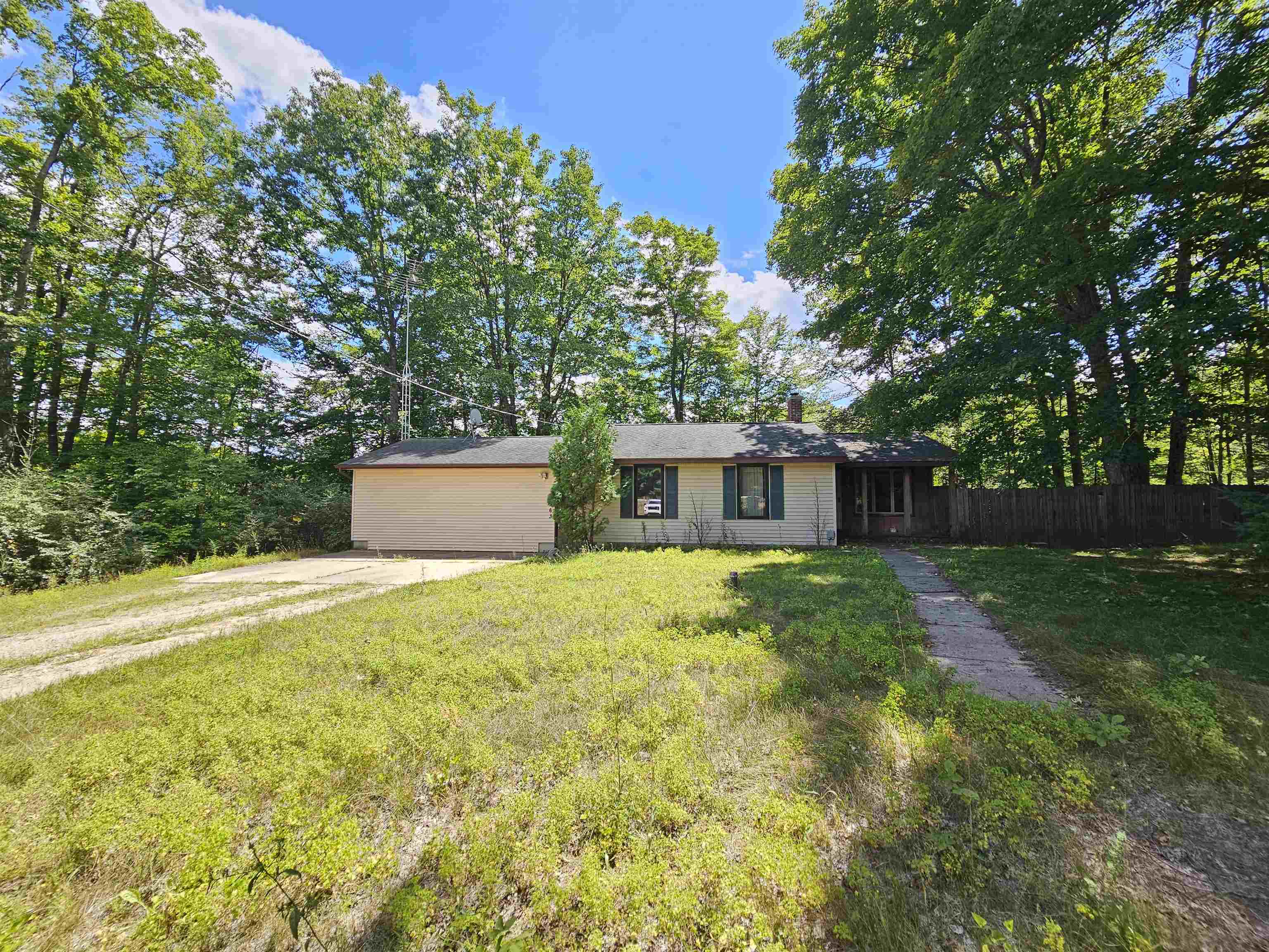 3963 Cadillac Road — photo