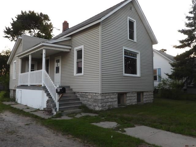 612 Saginaw Street — photo