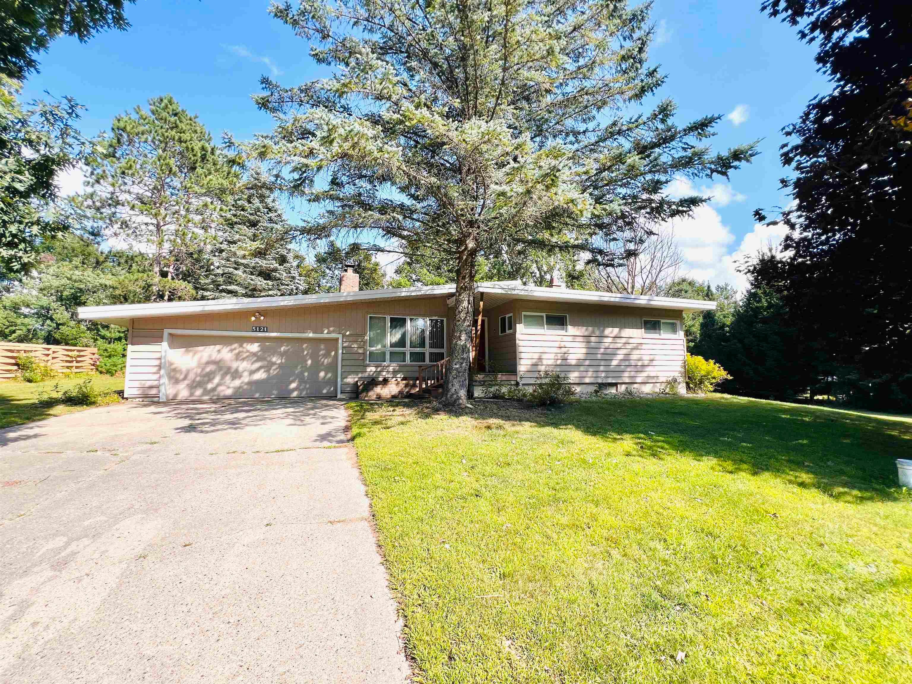 5121 Crosby Road — photo