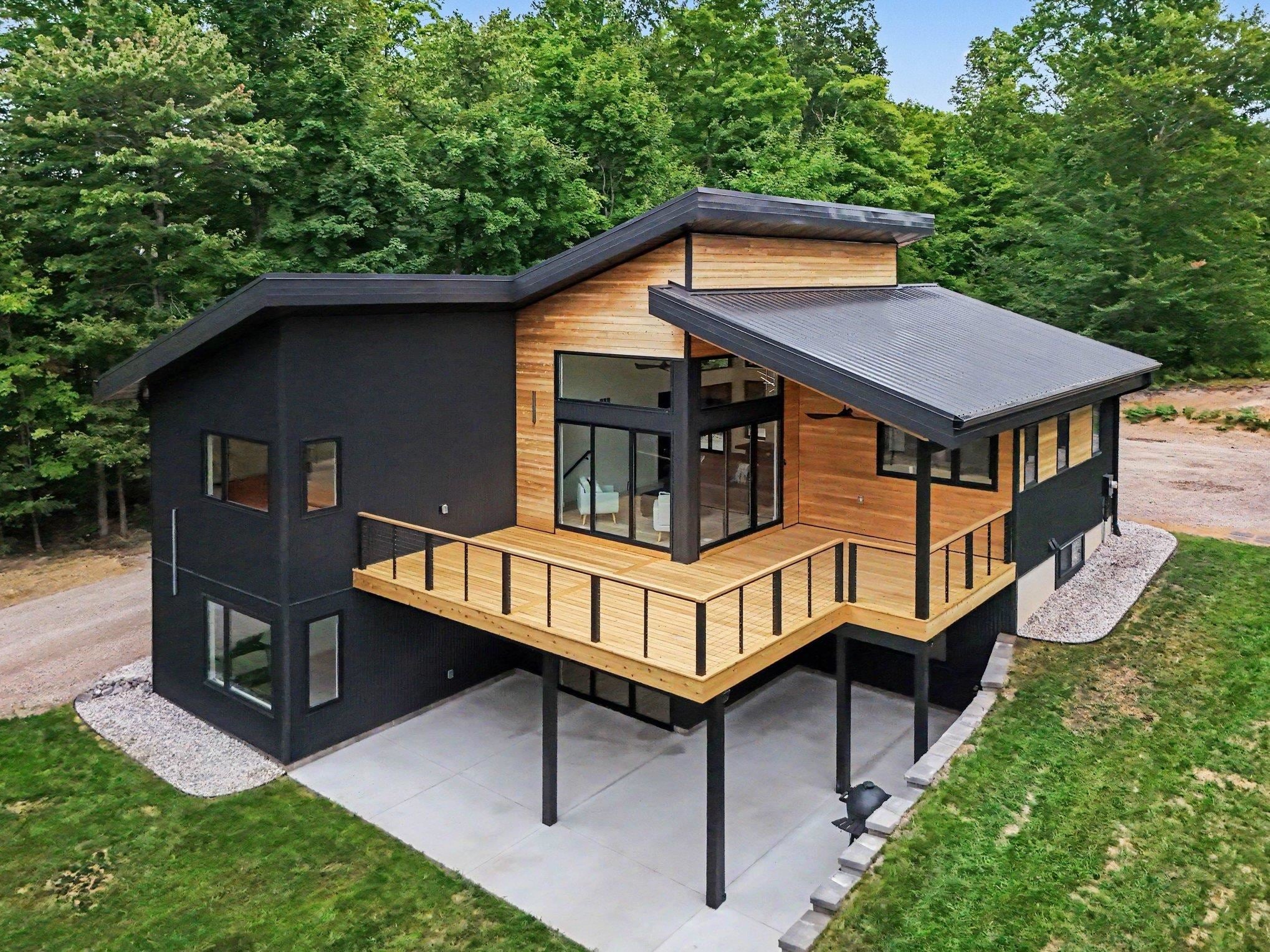 5228 Hanna Road — photo