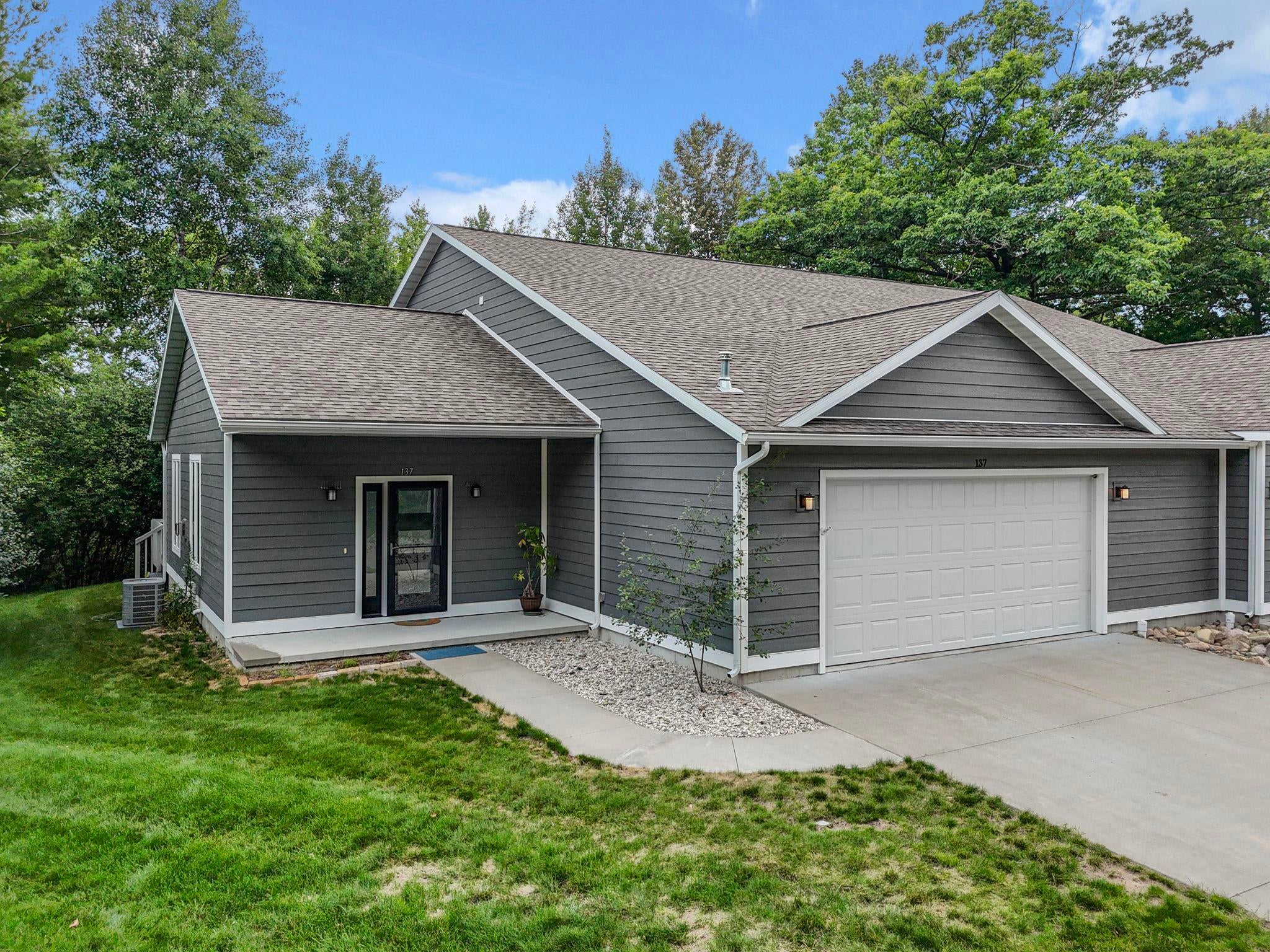 137 Davidsen Shores Drive — photo
