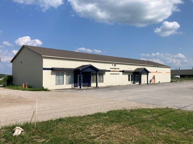 274 N US-31 S — photo