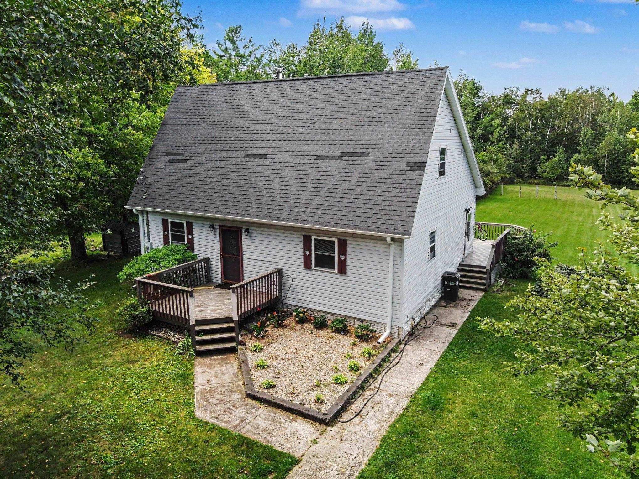755 N Lakeview Drive — photo