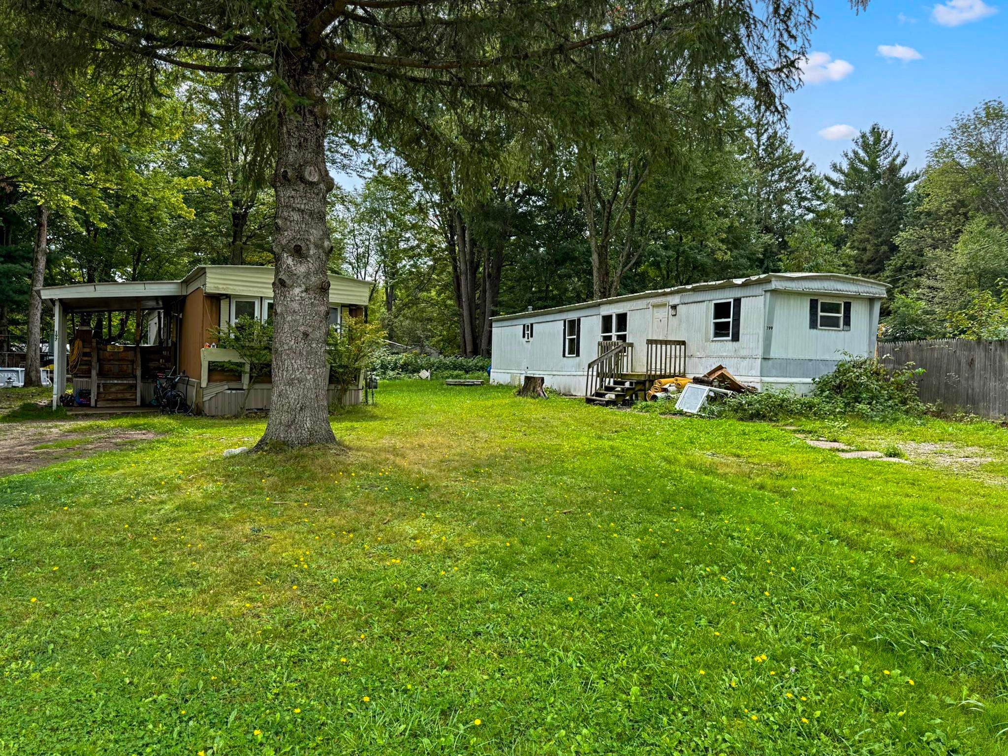 197 Arbutus Avenue Lot: 32, 33 — photo