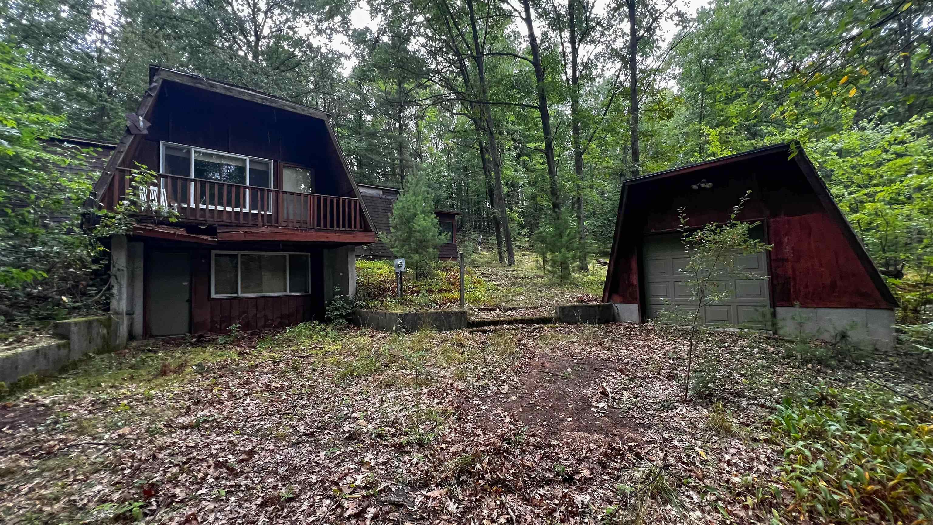 112 Valley Circle — photo