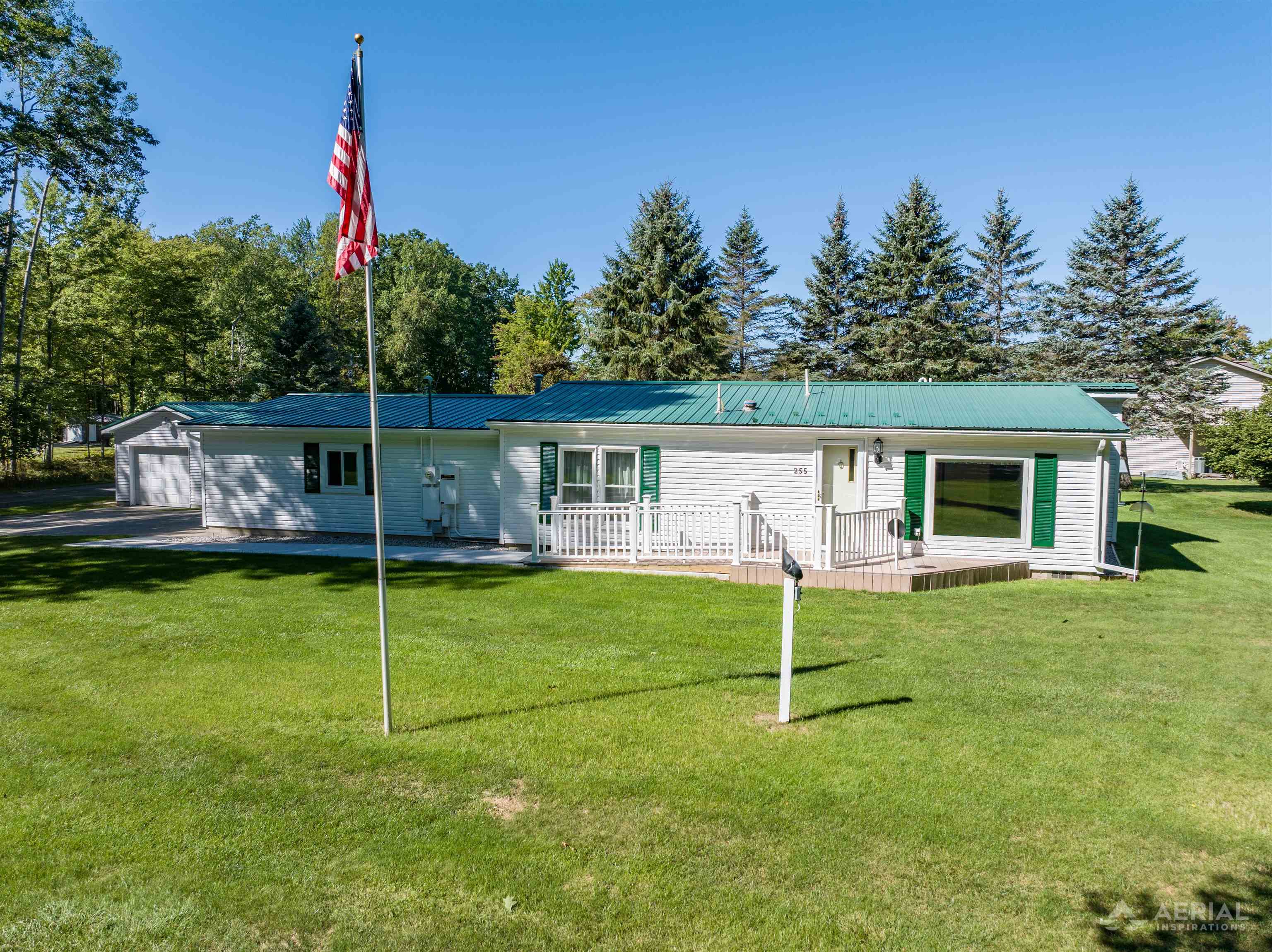 255 East Side Drive — photo
