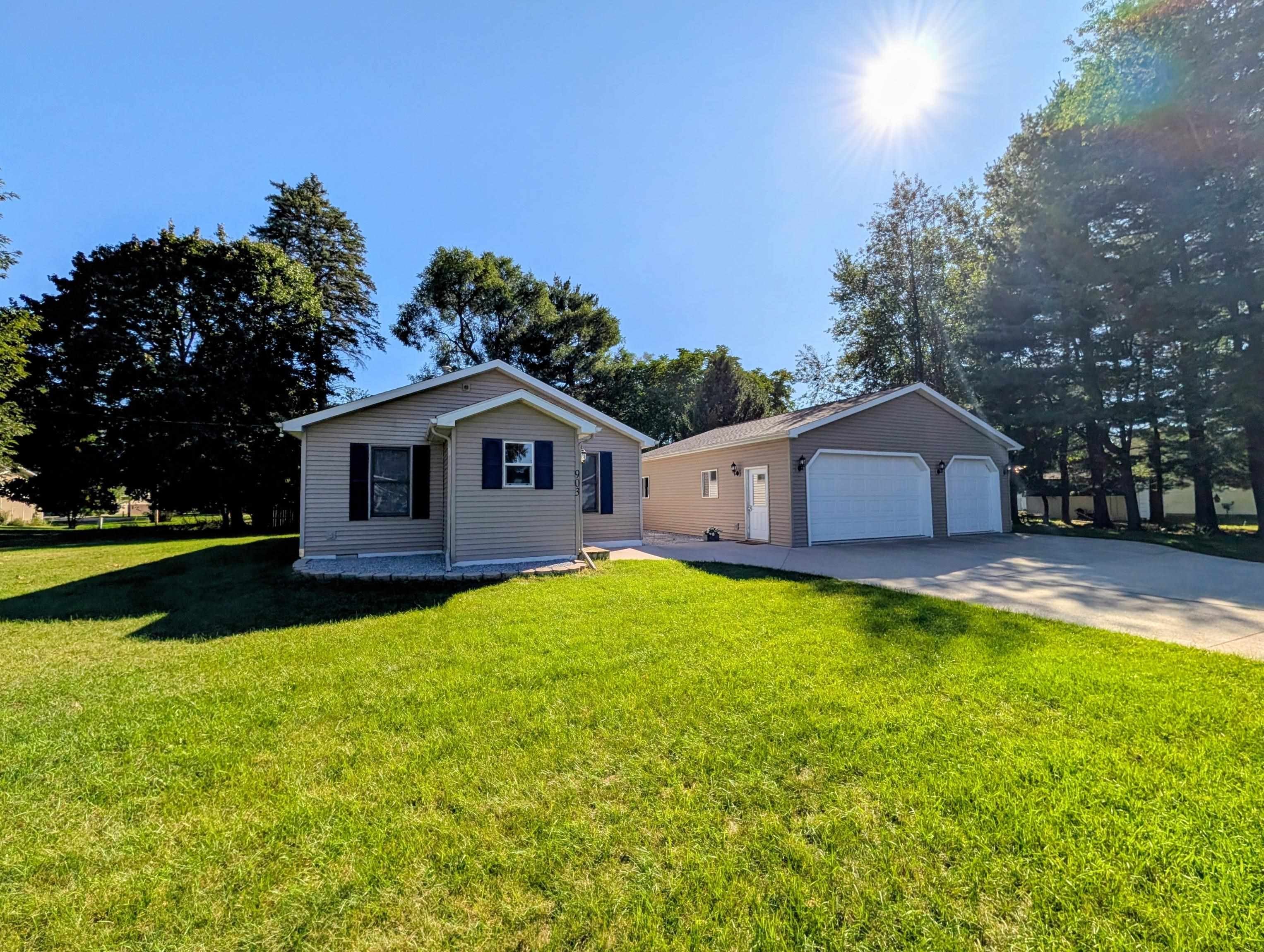903 W Deer Road Lot: 3-4 — photo
