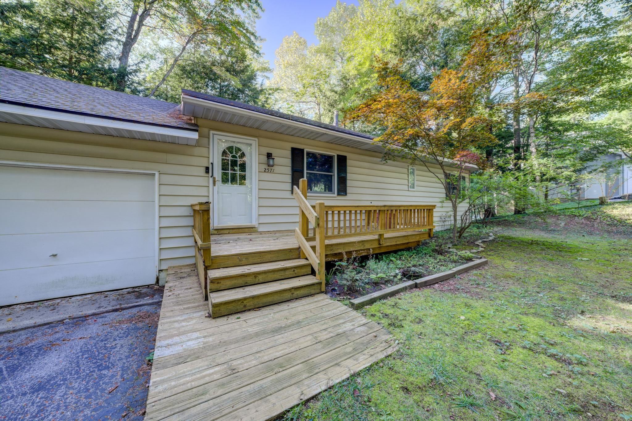 2571 Twin Bay Drive — photo