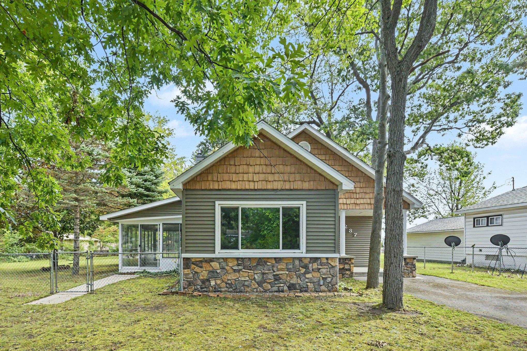 1237 Clinch Street — photo