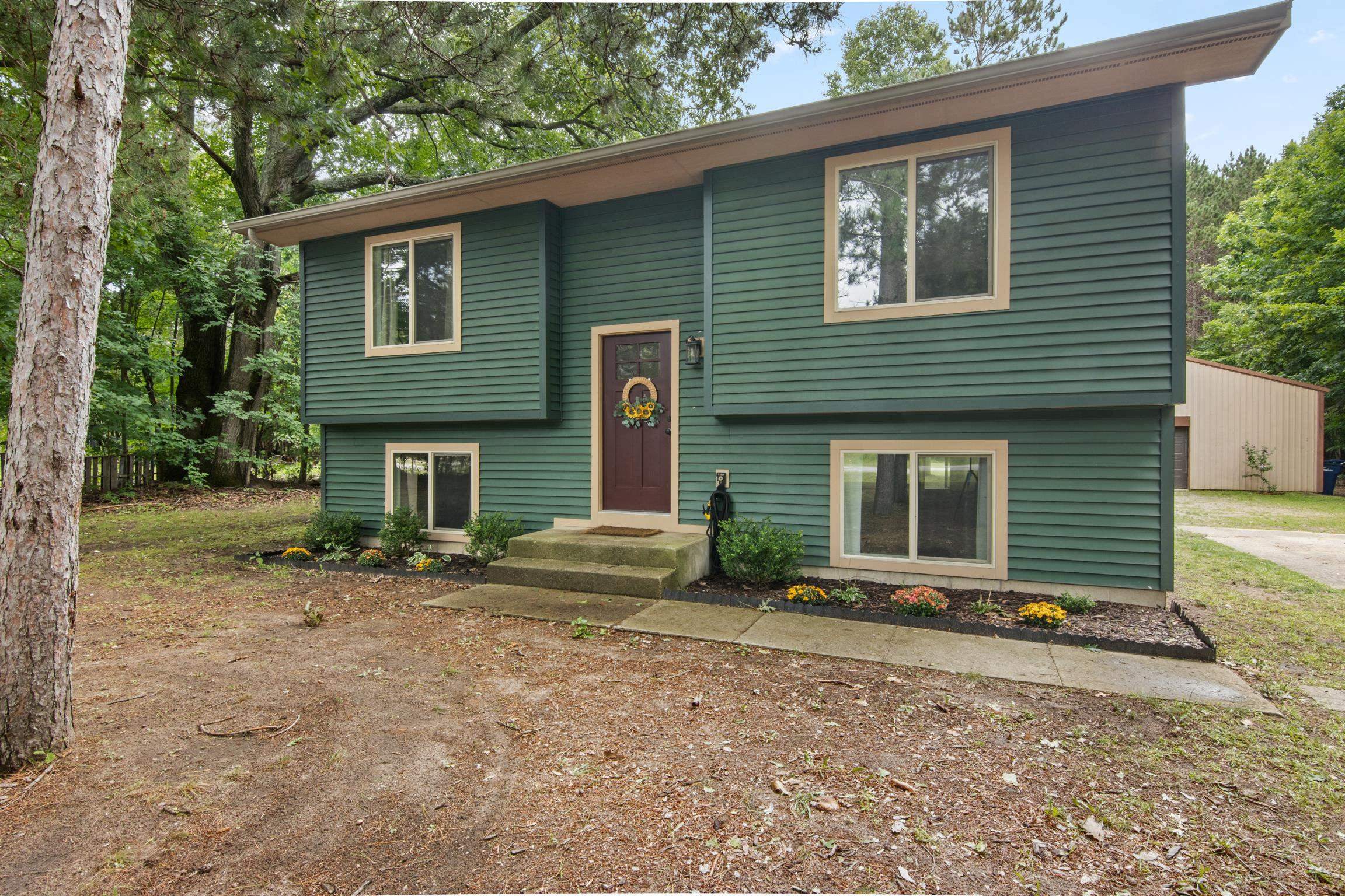 4948 Red Oaks Drive — photo