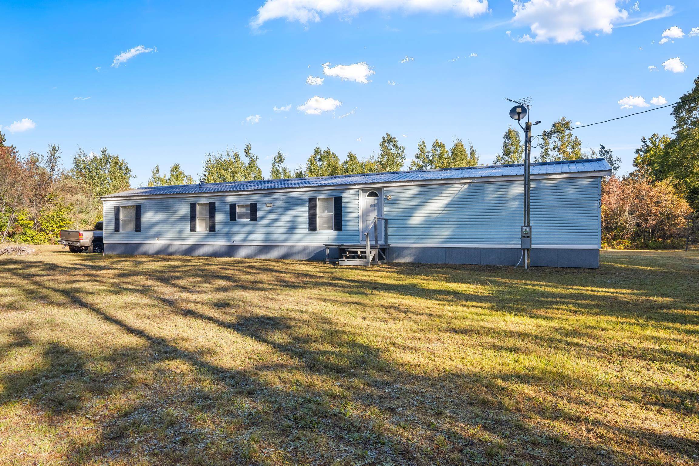 3473 NE Twin Lake Road — photo