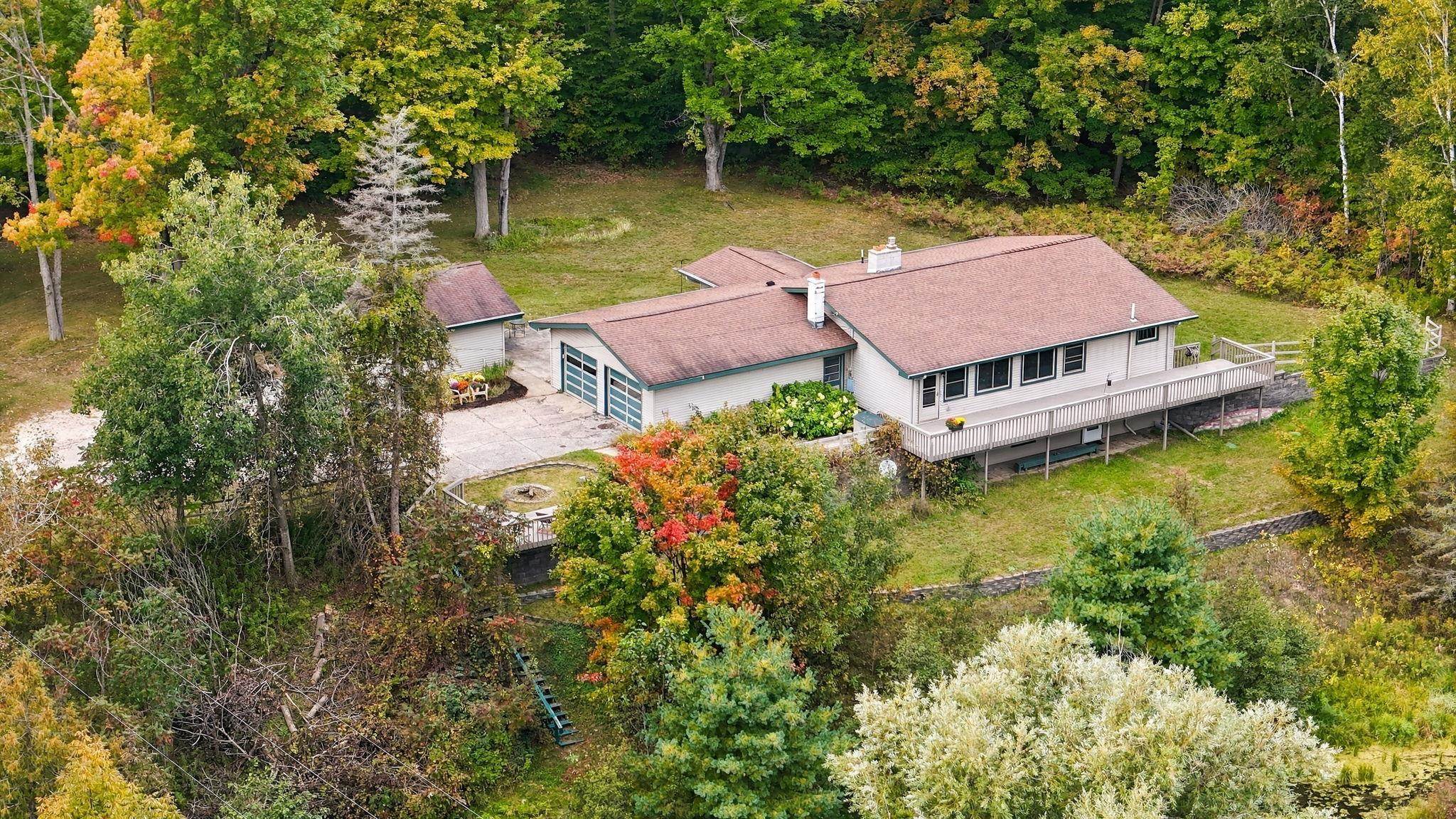 8370 W Blue Road — photo