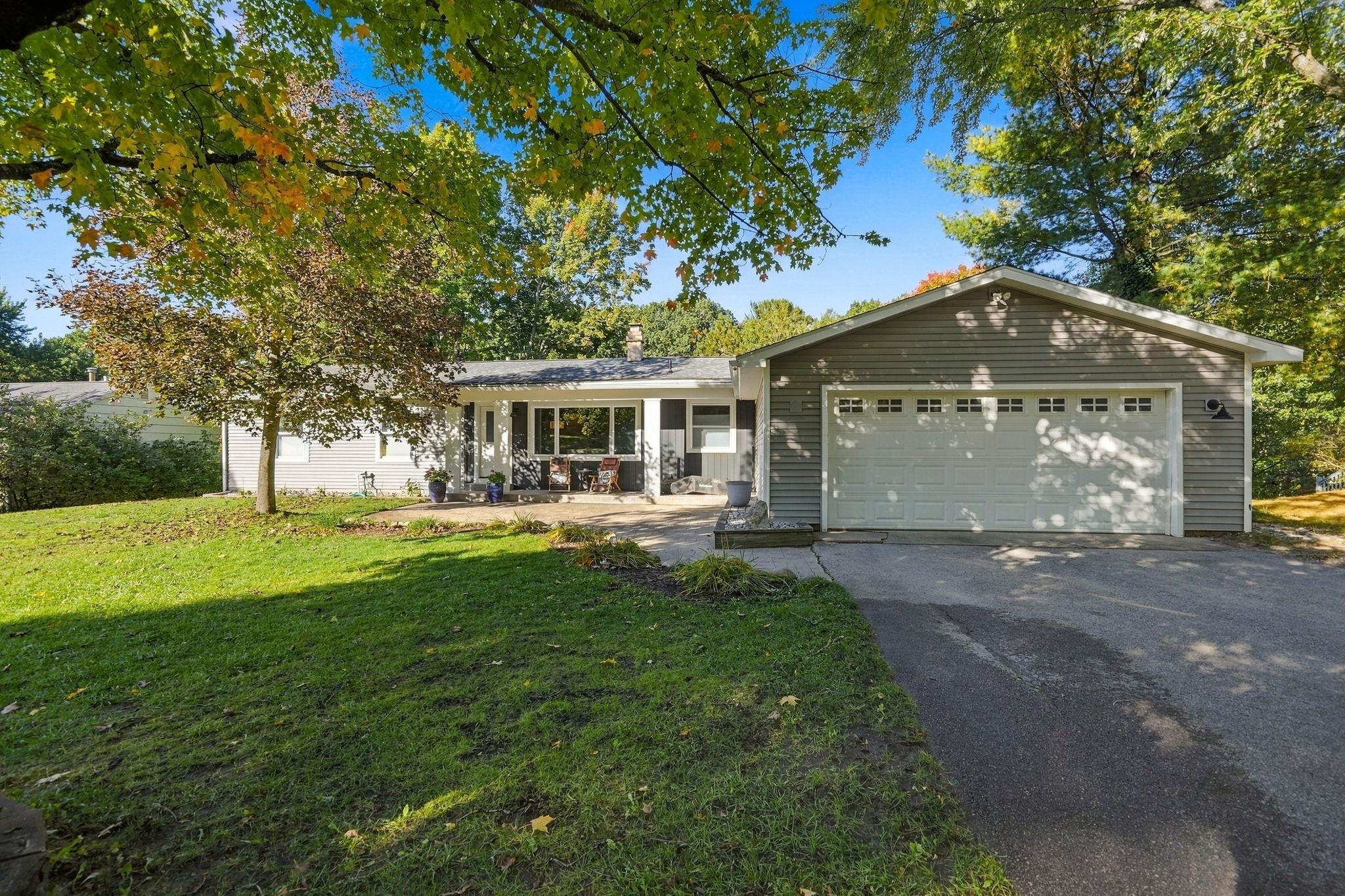 733 Highland Park Drive — photo