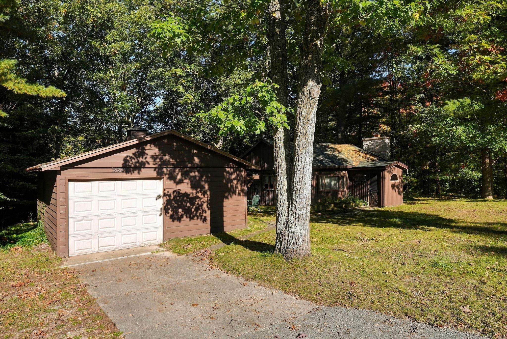 5522 Karlin Road — photo