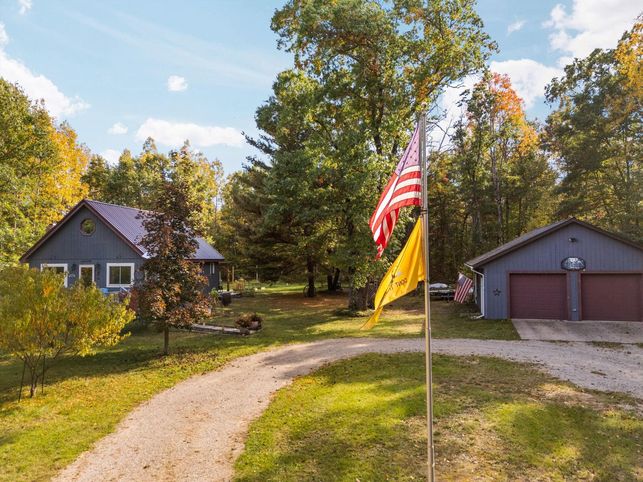 21453 Caberfae Highway — photo