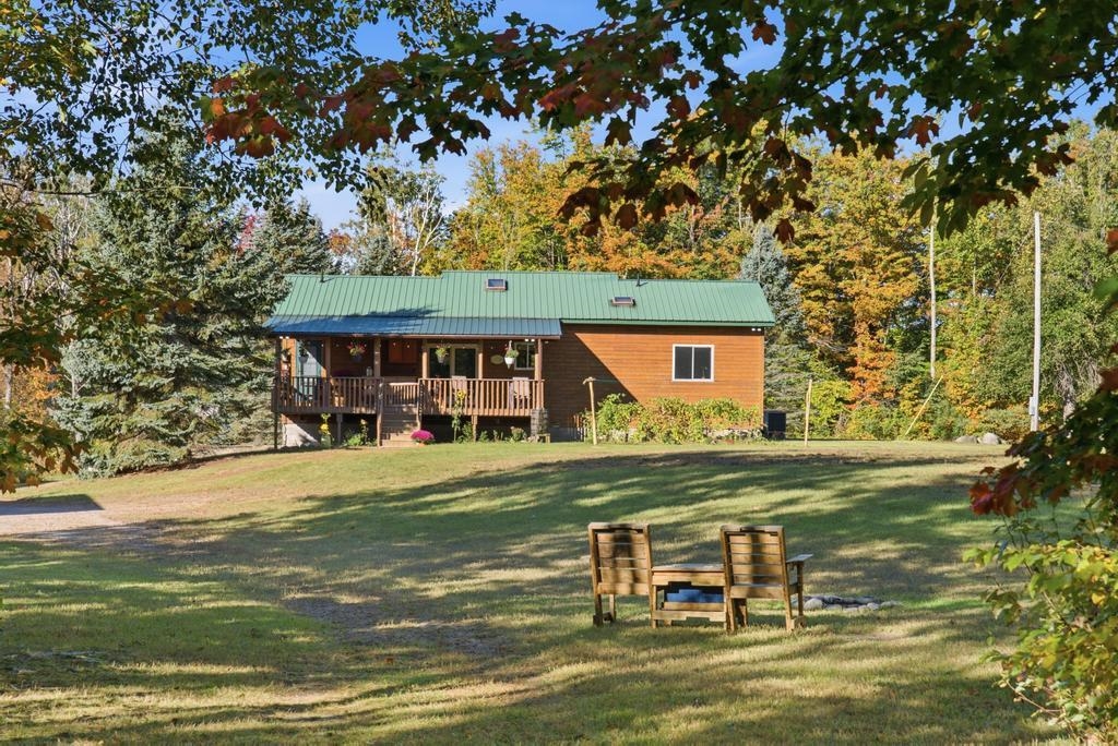 9440 Richardson Road — photo
