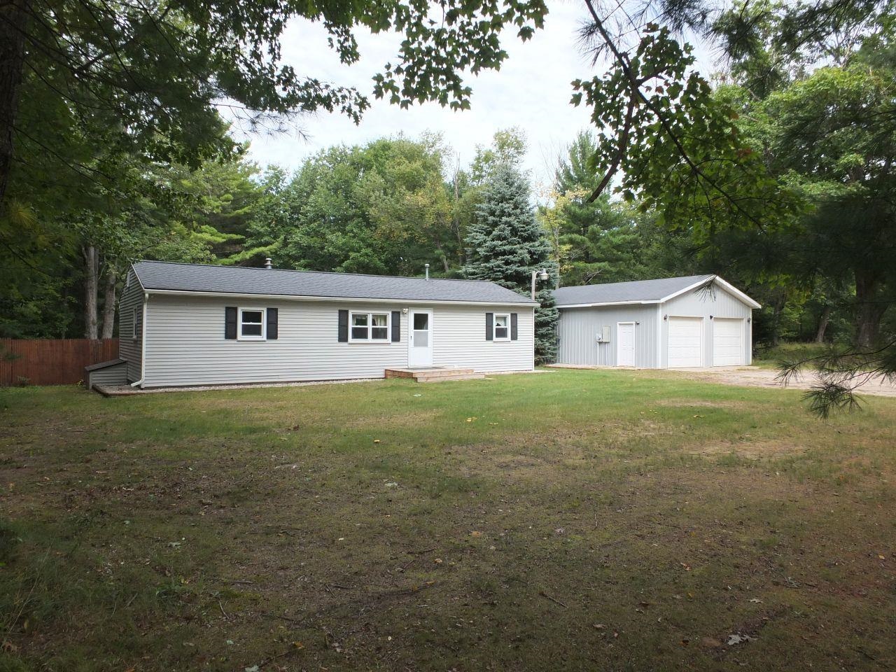 8786 US-31 S — photo