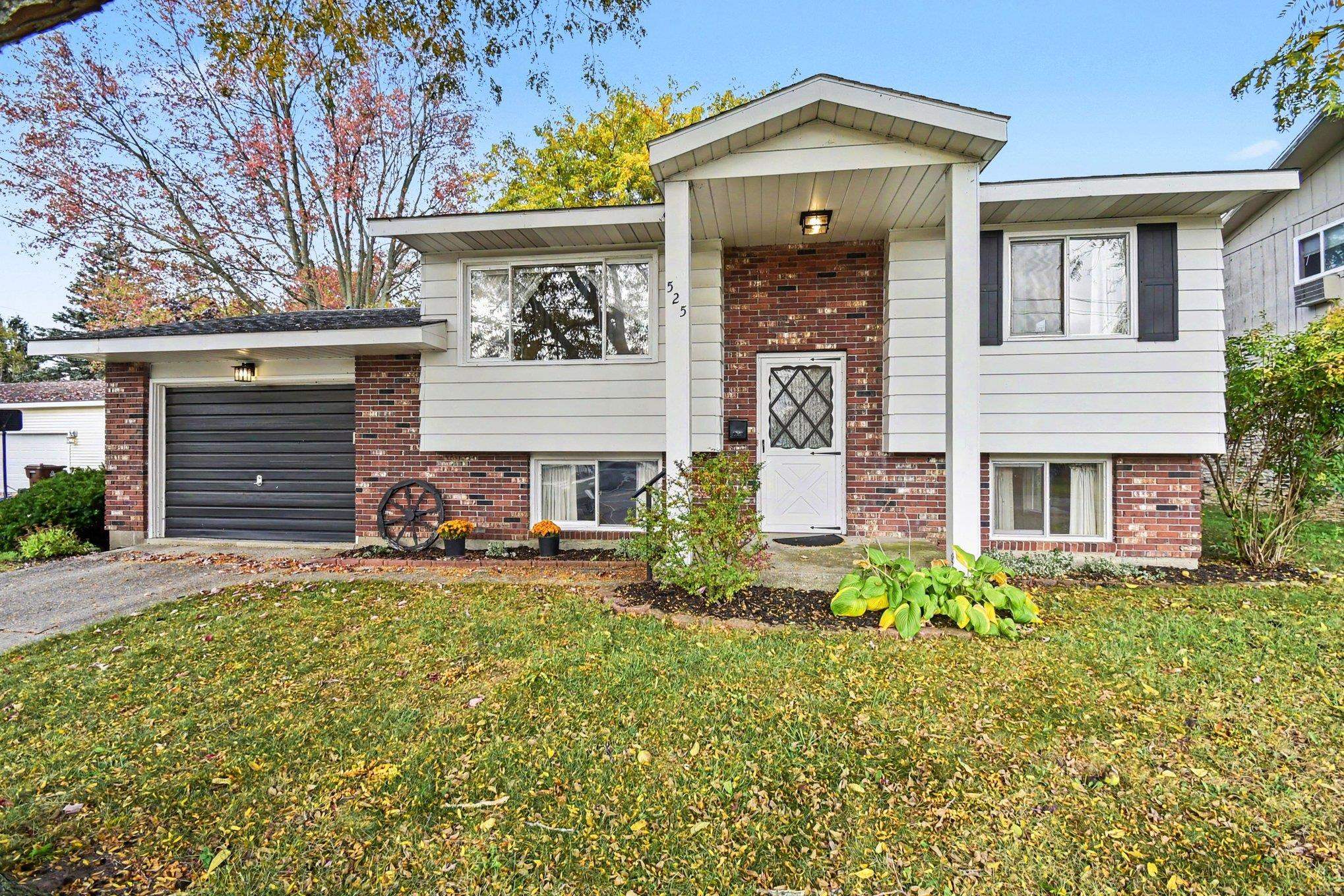 525 N Pine River Street — photo