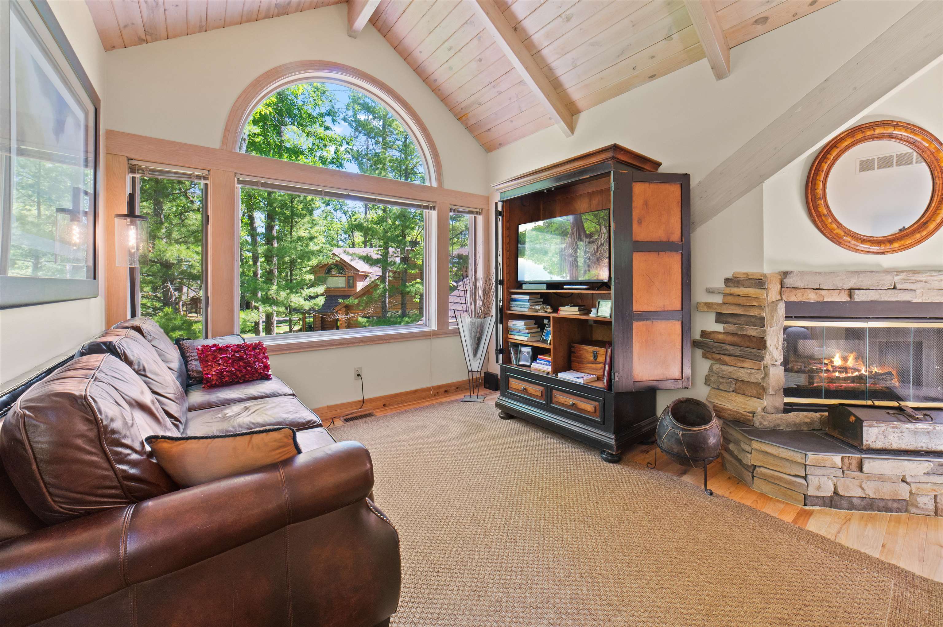 592 Osprey Lane — photo