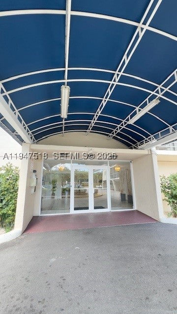2821 N Miami Beach Blvd 4M — photo