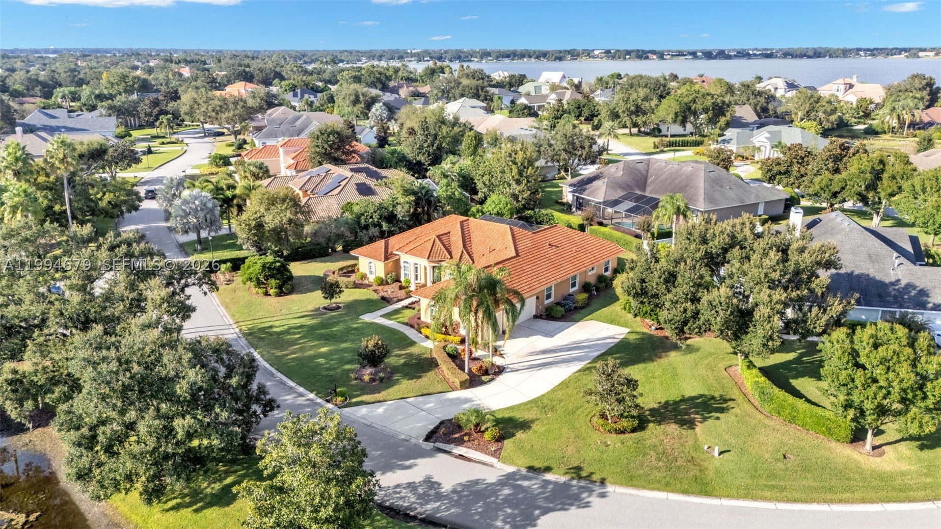 237 Mclean Point, Winter Haven, FL 33884 — photo 3
