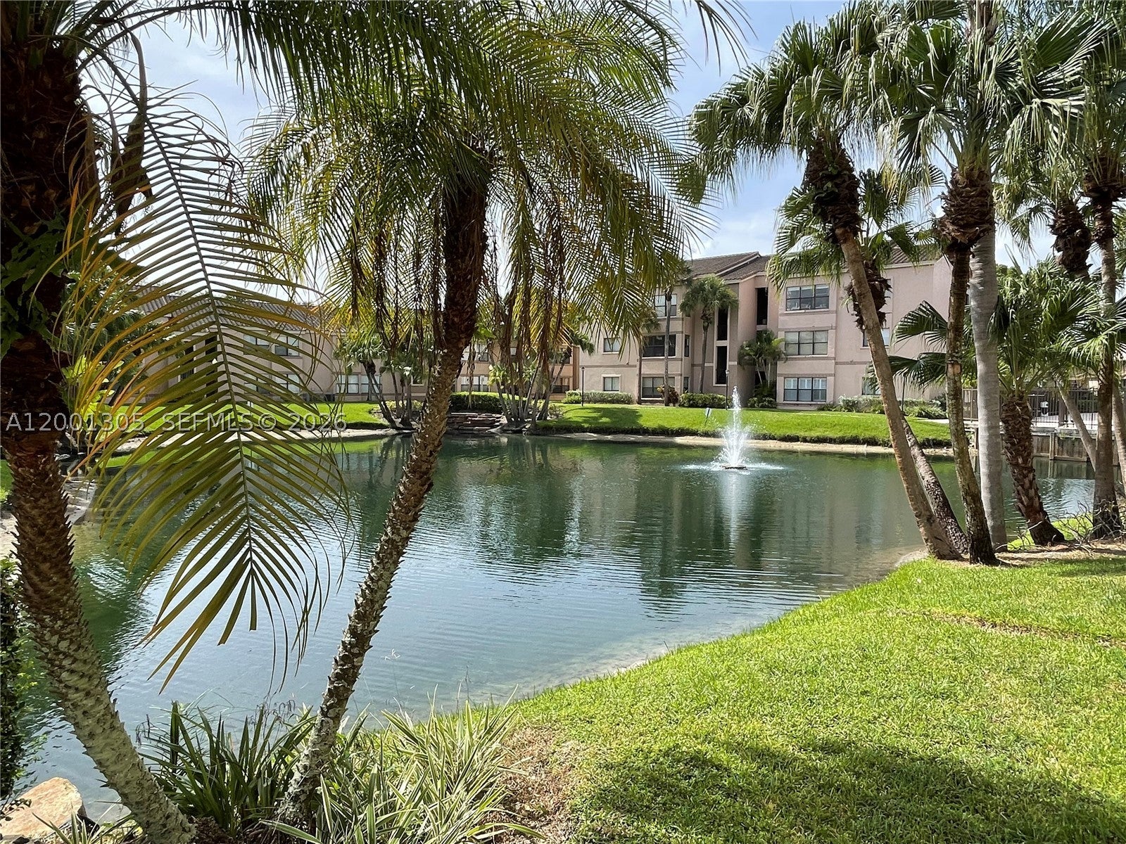 2826 S University Dr 3101 — photo