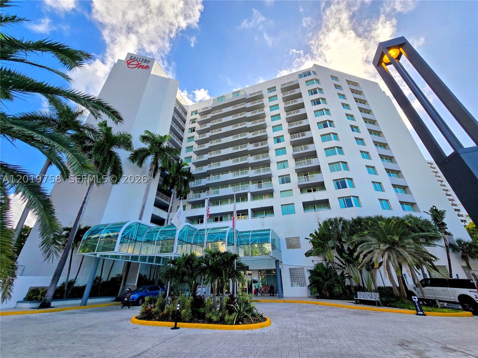 2670 E Sunrise Blvd 315 — photo