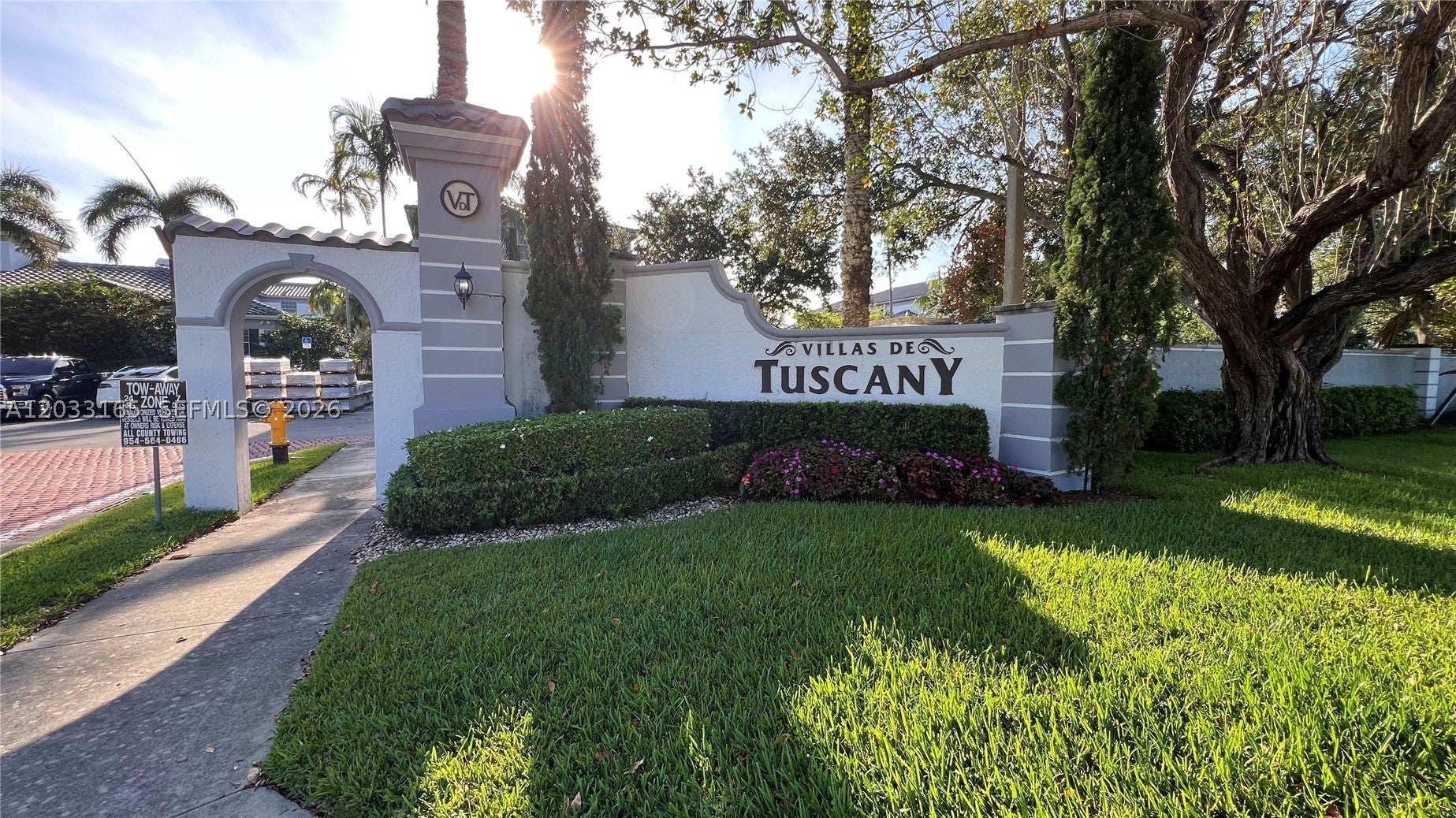 781 SW 148 Av 1513 — photo