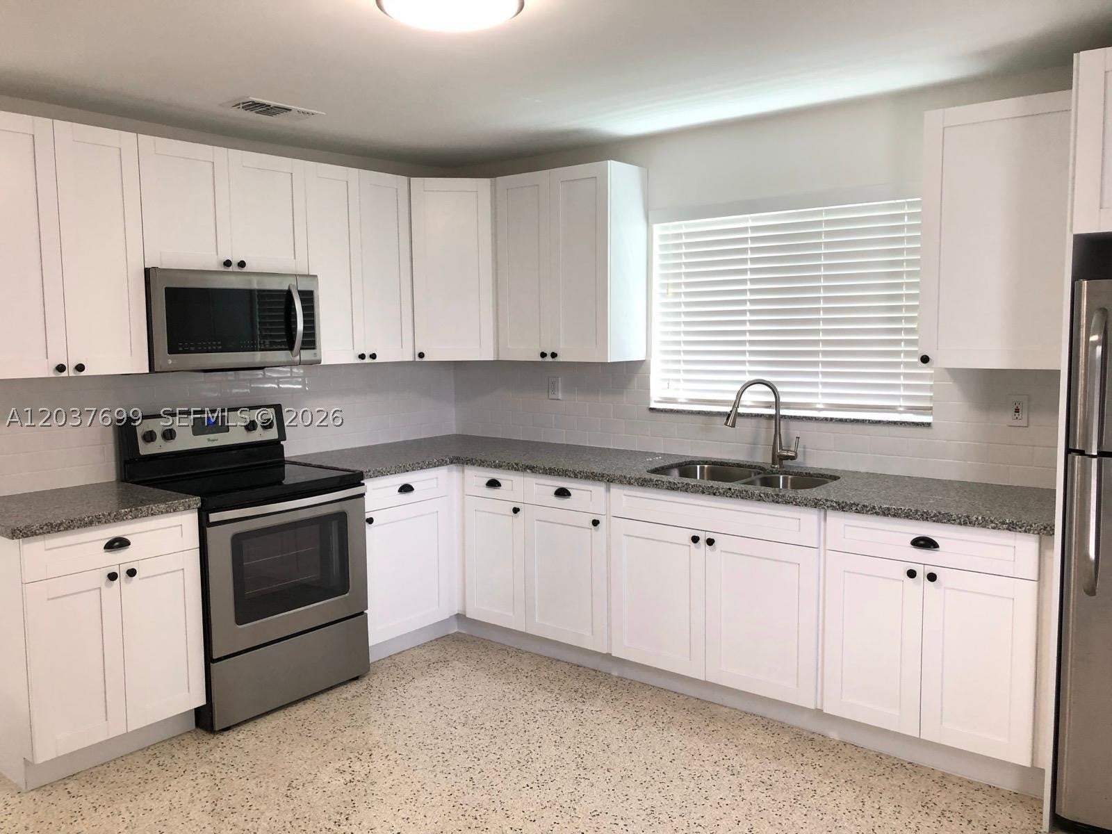 12020 NE 12th CT 12020 — photo
