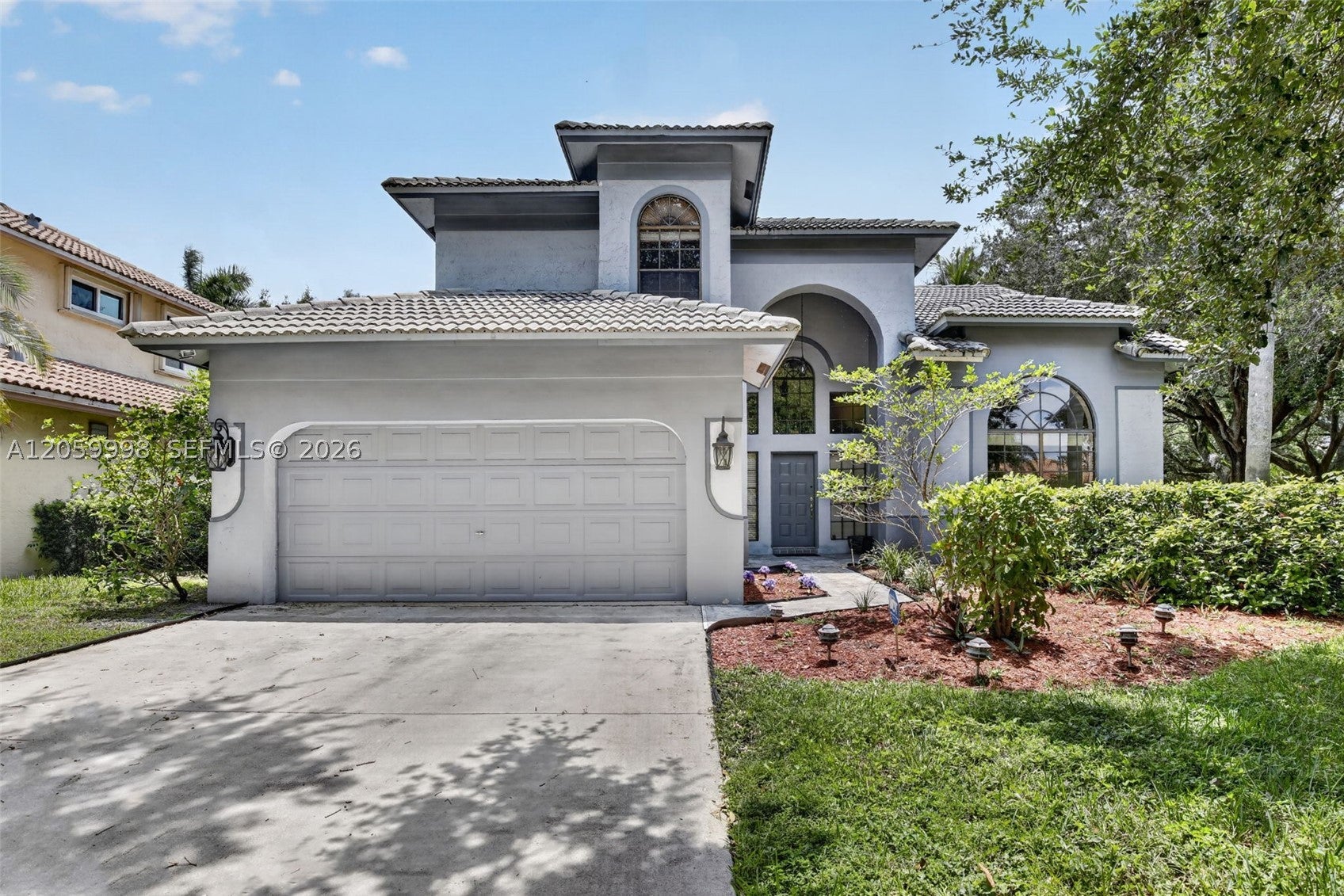 11584 Waterford Ct — photo