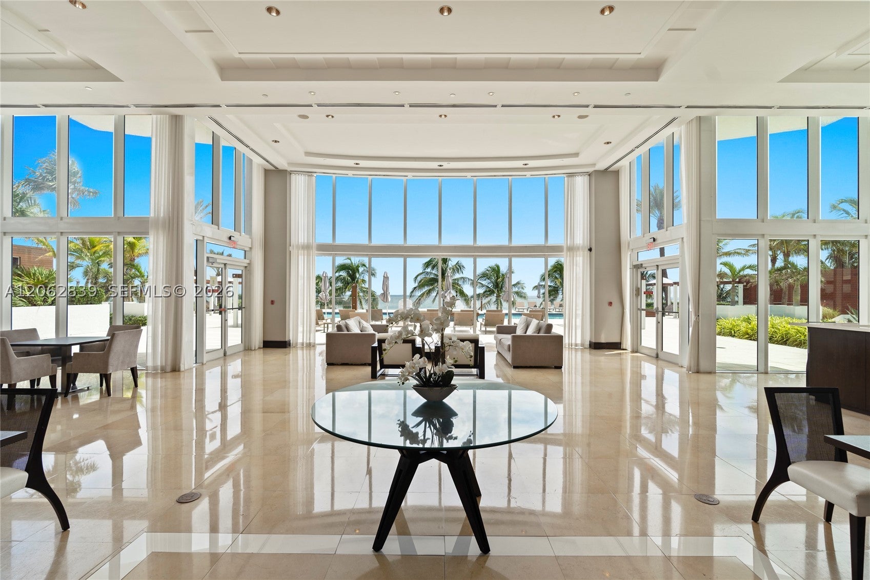 18911 Collins Ave 2103 — photo