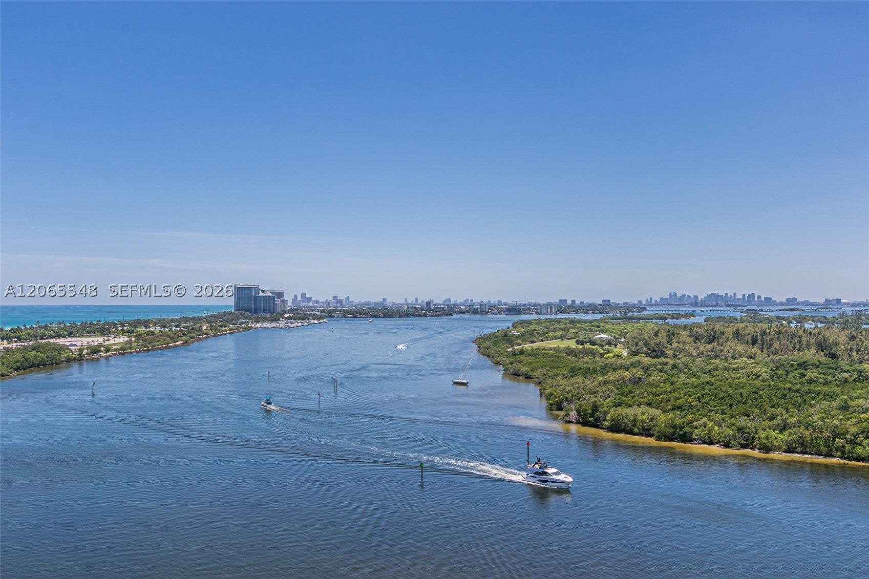 300 Bayview Dr 1914 — photo