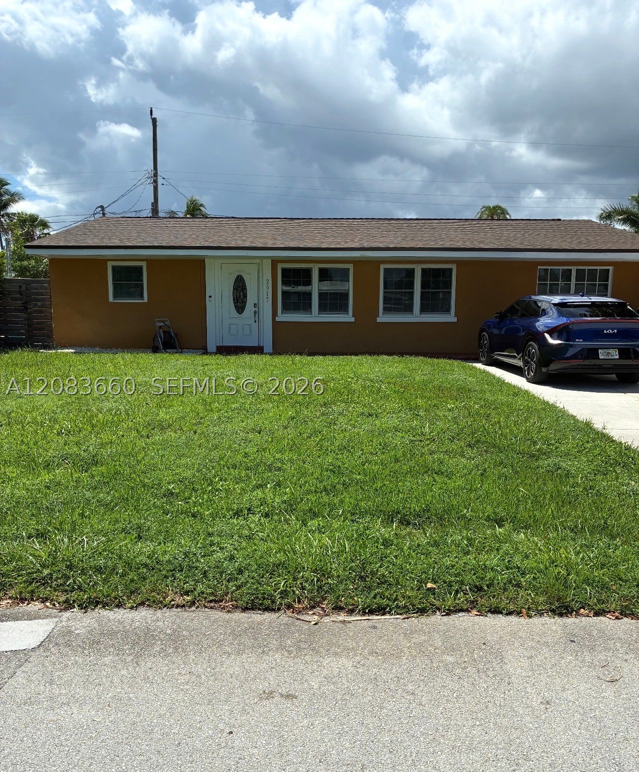2917 NE 13th Ave — photo