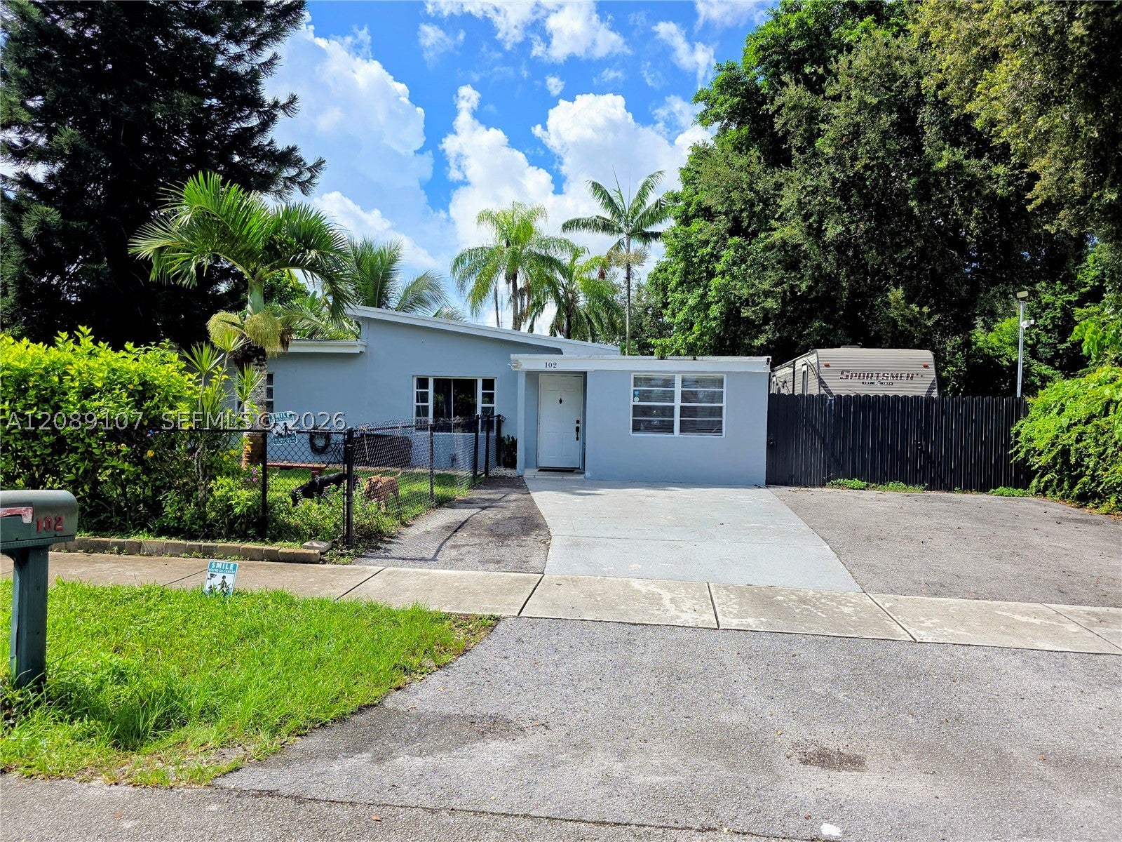 102 Williams Rd — photo